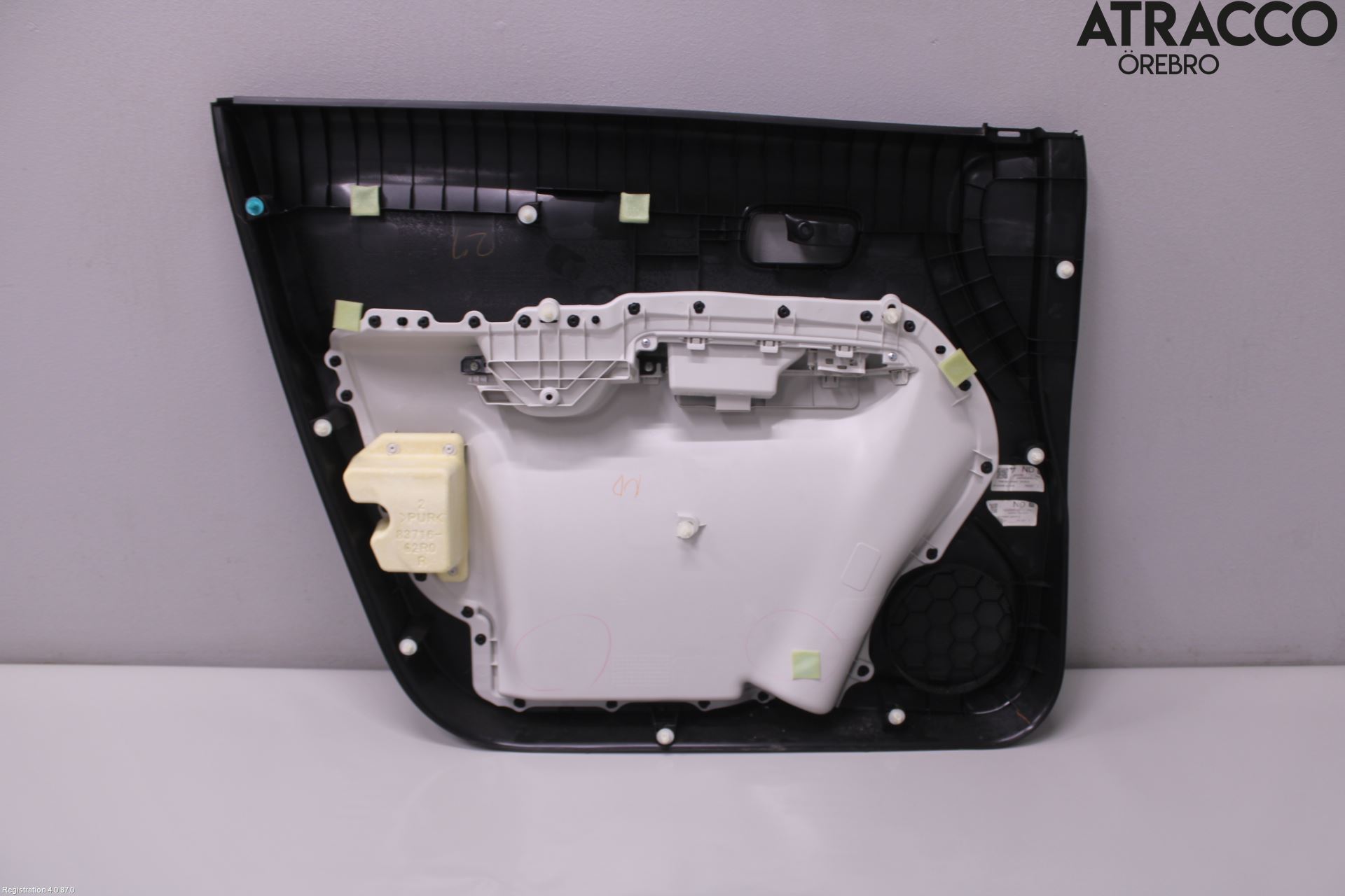 Suzuki IGNIS 01-20 Dörrklädsel Hö