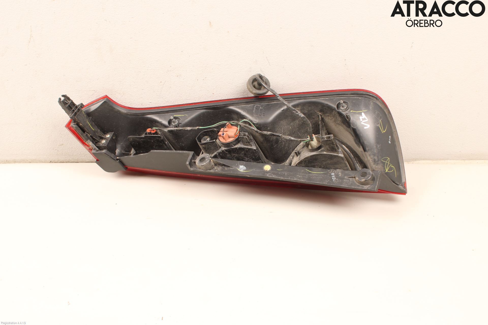 Nissan NOTE E11 06-14 Bakljus Vänster