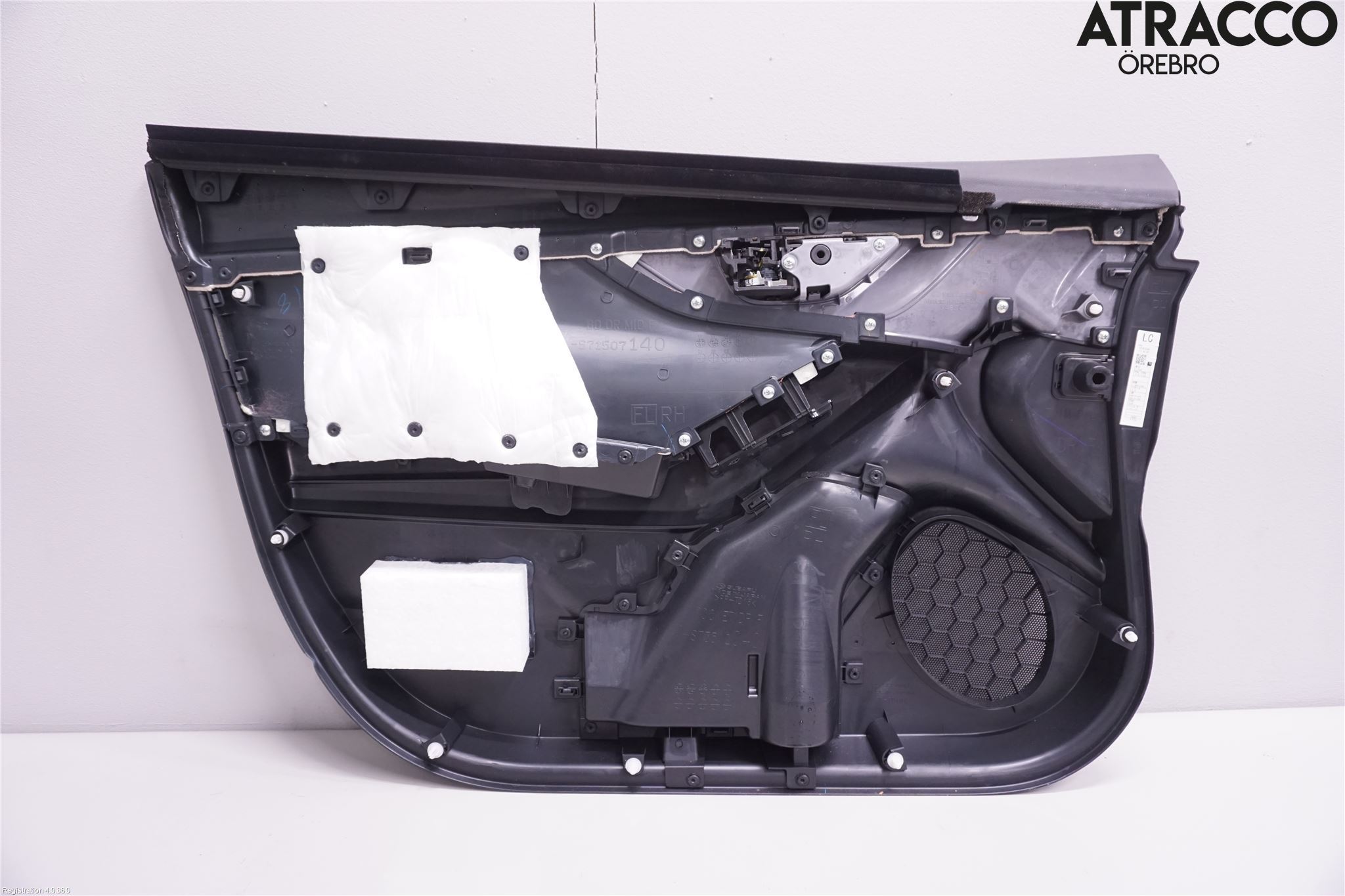Subaru IMPREZA V 18- Dörrklädsel Hö