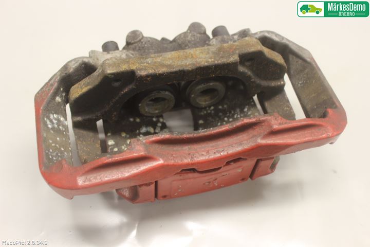 BMW 5 E60/61 Sed/Tou 02-10 Bromsok Fram Höger