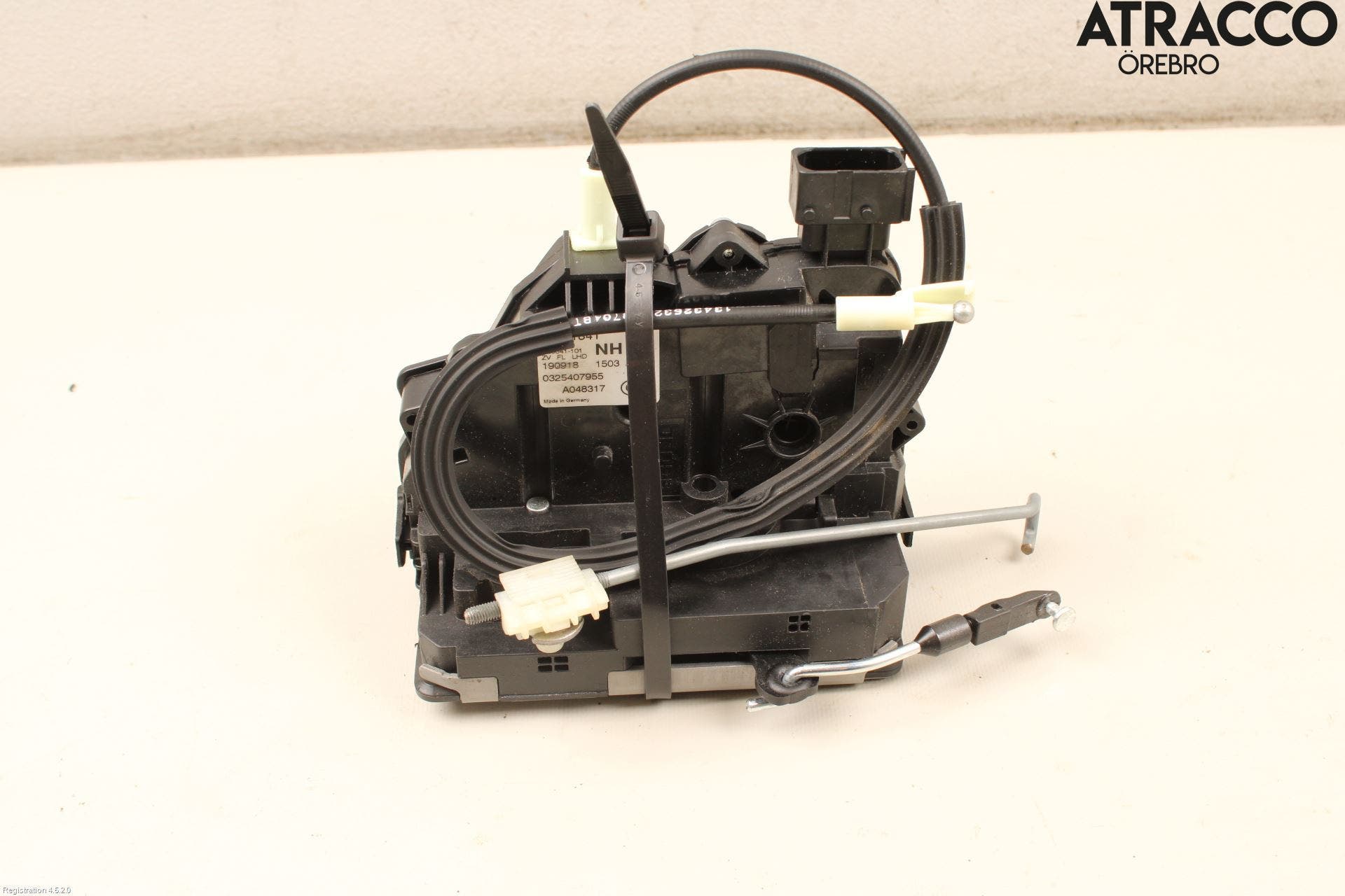 Opel CORSA E 15-19 Låskista-Dörrlås