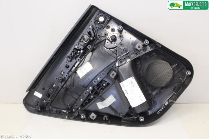 Audi Q5 09-16 Dörrklädsel Hö