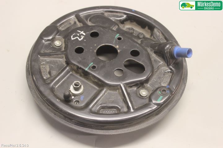 Peugeot PEUGOT 208 16-19 Bromssköld Bak