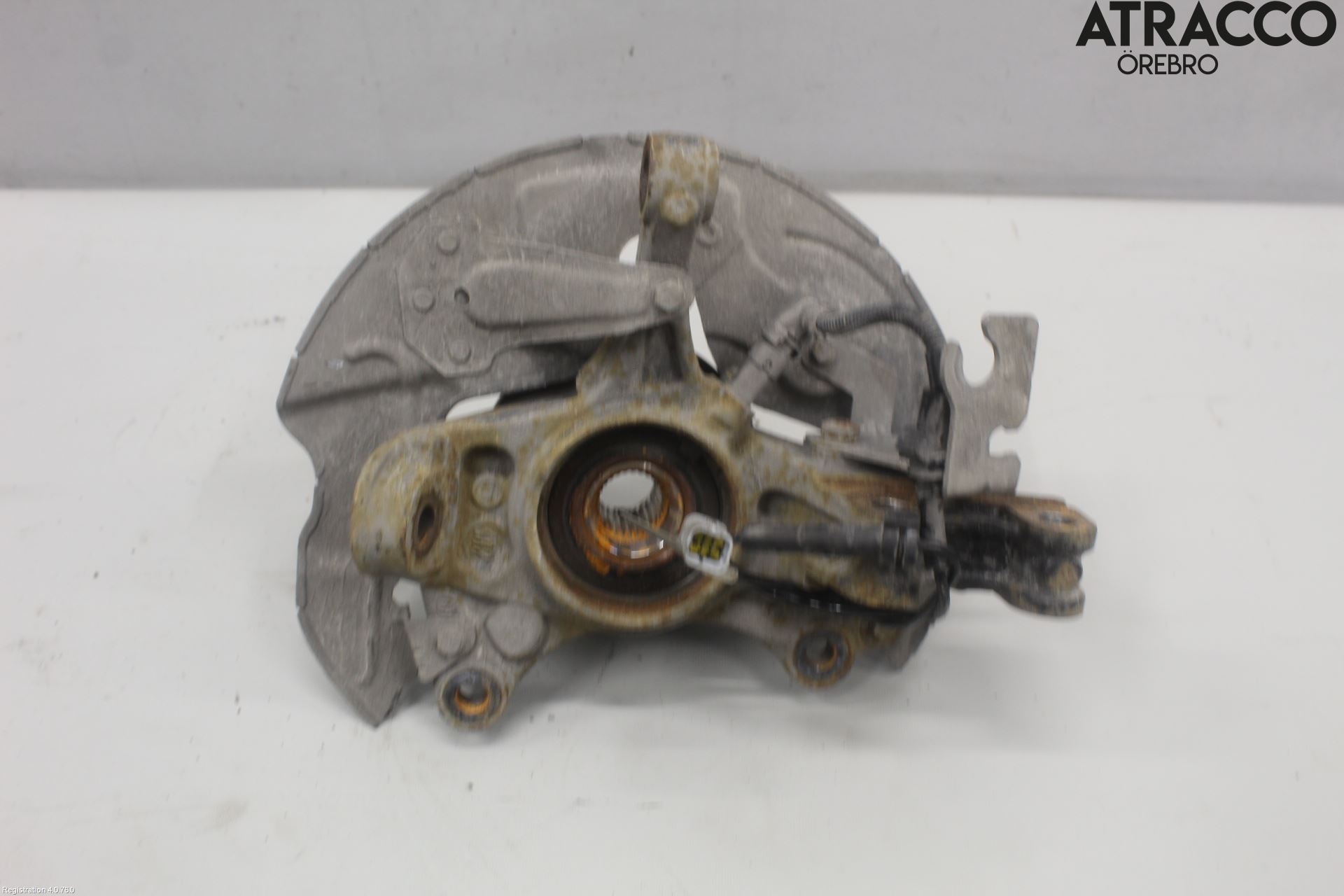 Peugeot PARTNER/E-PARTNER 19- Styrspindel Lagerhus Vä