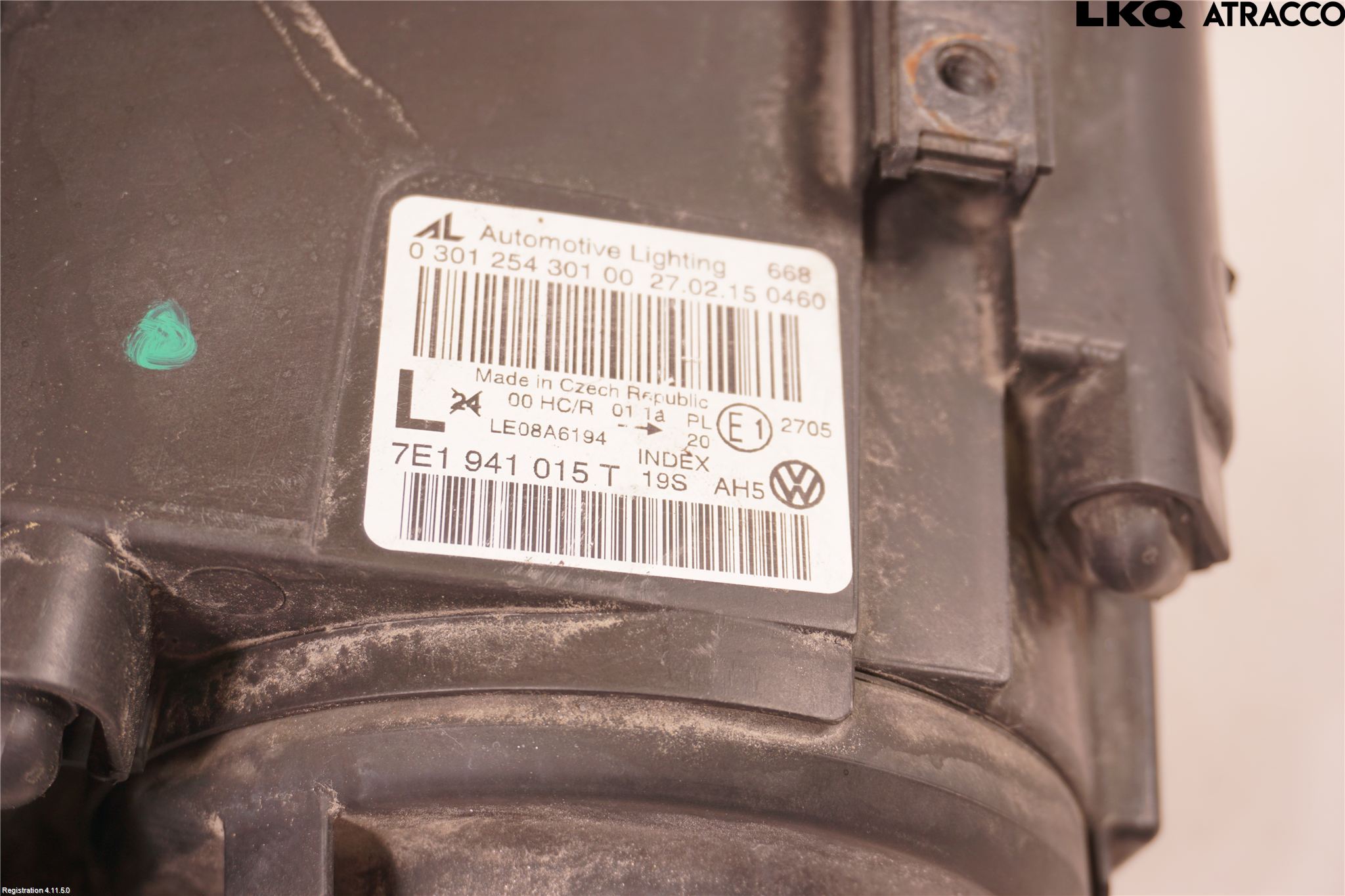 Volkswagen VW TRANSP/CARAVELLE (T5) 04-15 Strålkastare Vänster