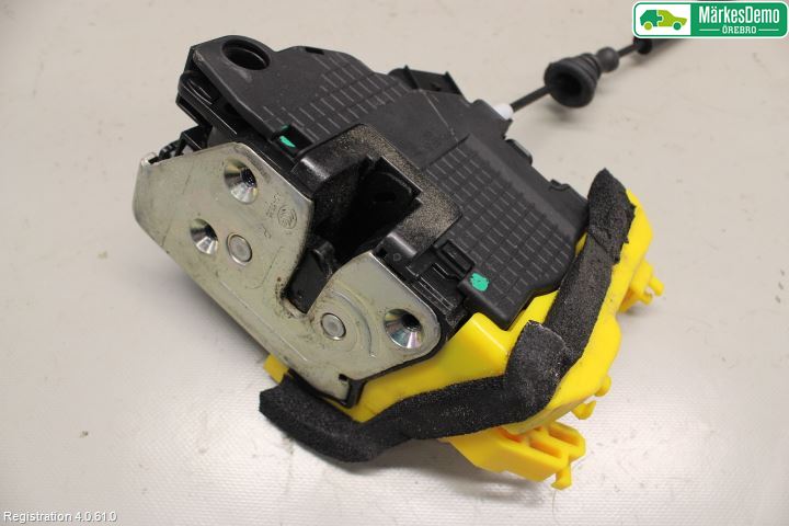 Kia CEED 12-18 Låskista-Dörrlås