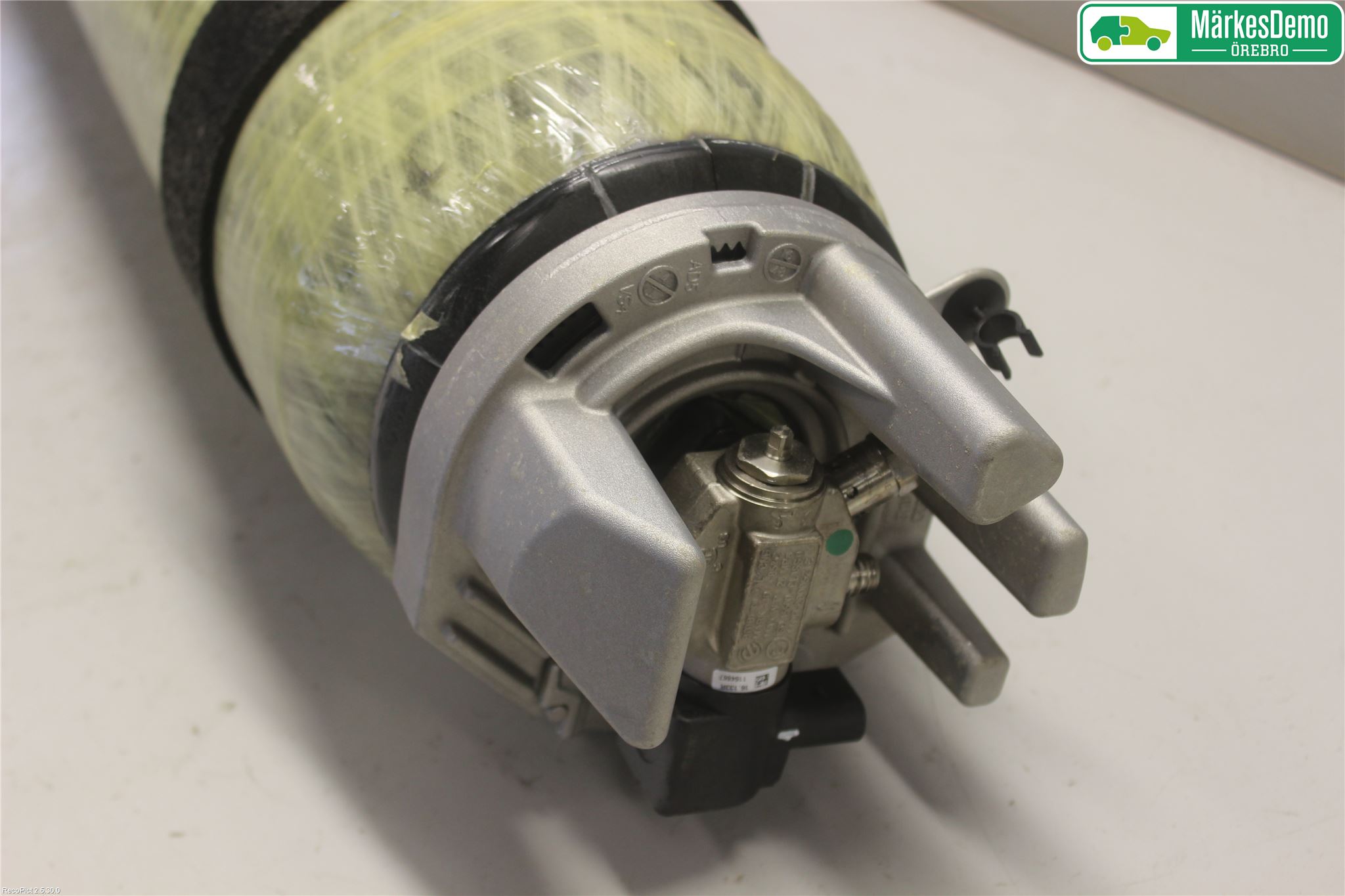 Audi A4/S4 B9 16-19 Bränsletank Gas