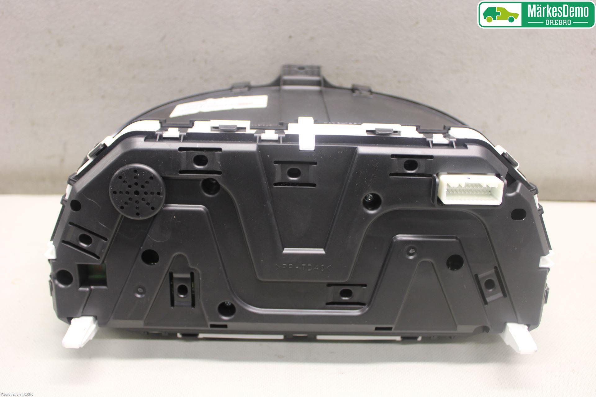 Mitsubishi ECLIPS CROSS Instrument Komb