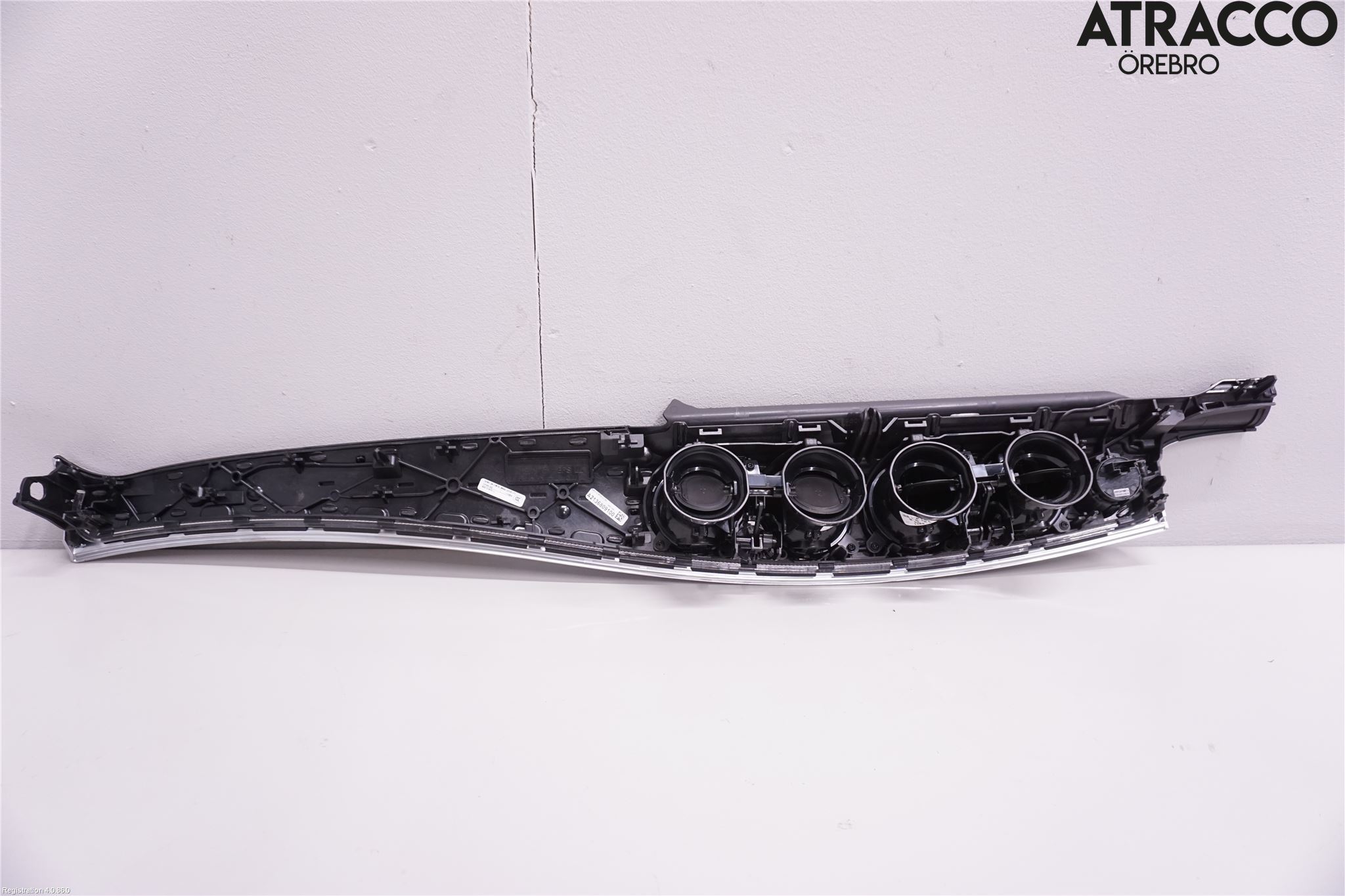 Mercedes-Benz MB E-KLASS (W213) 16-23 Instrumentbräda Inlägg-Dekorlist