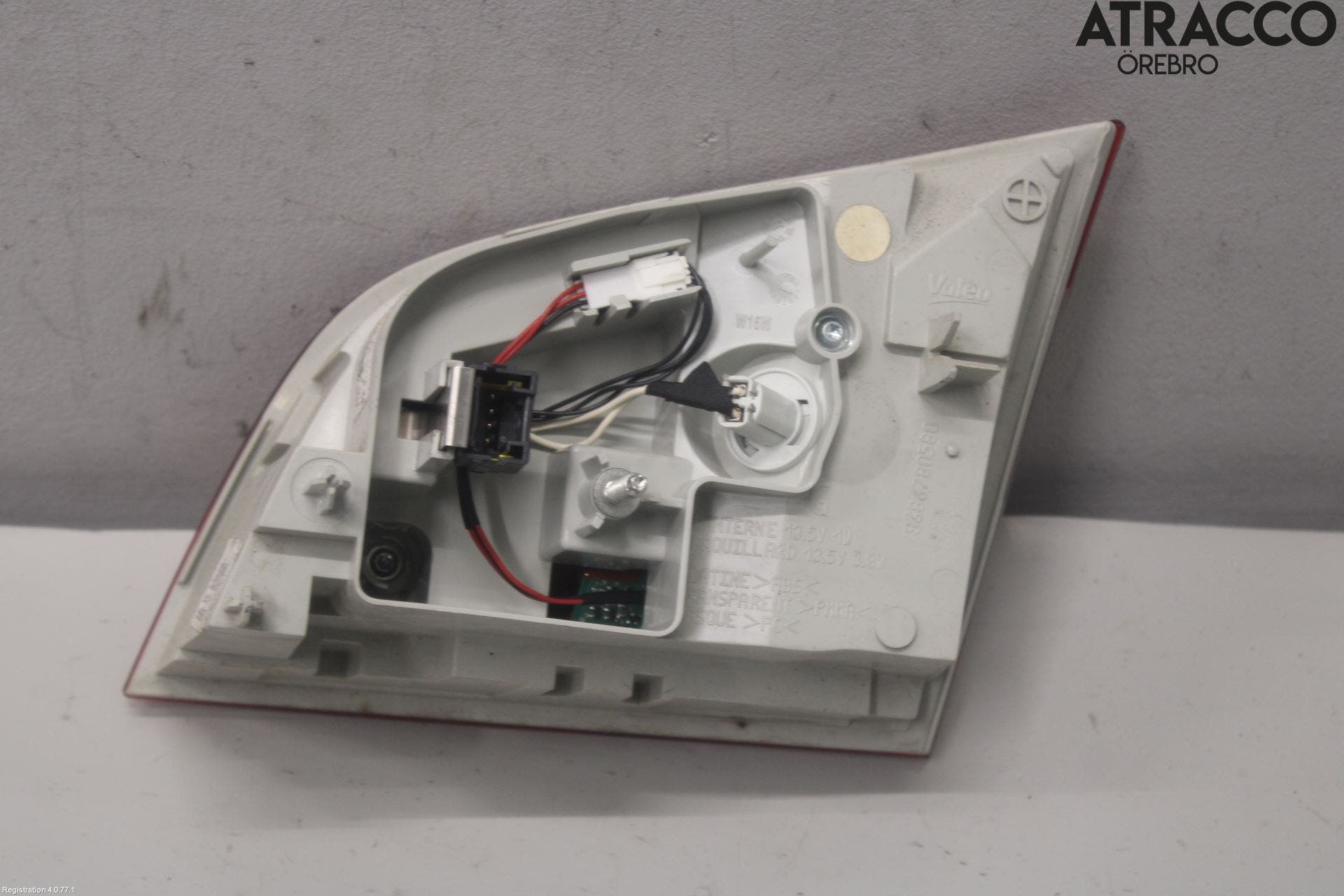 Peugeot 508 11-18 Bakljus Lucka Vä