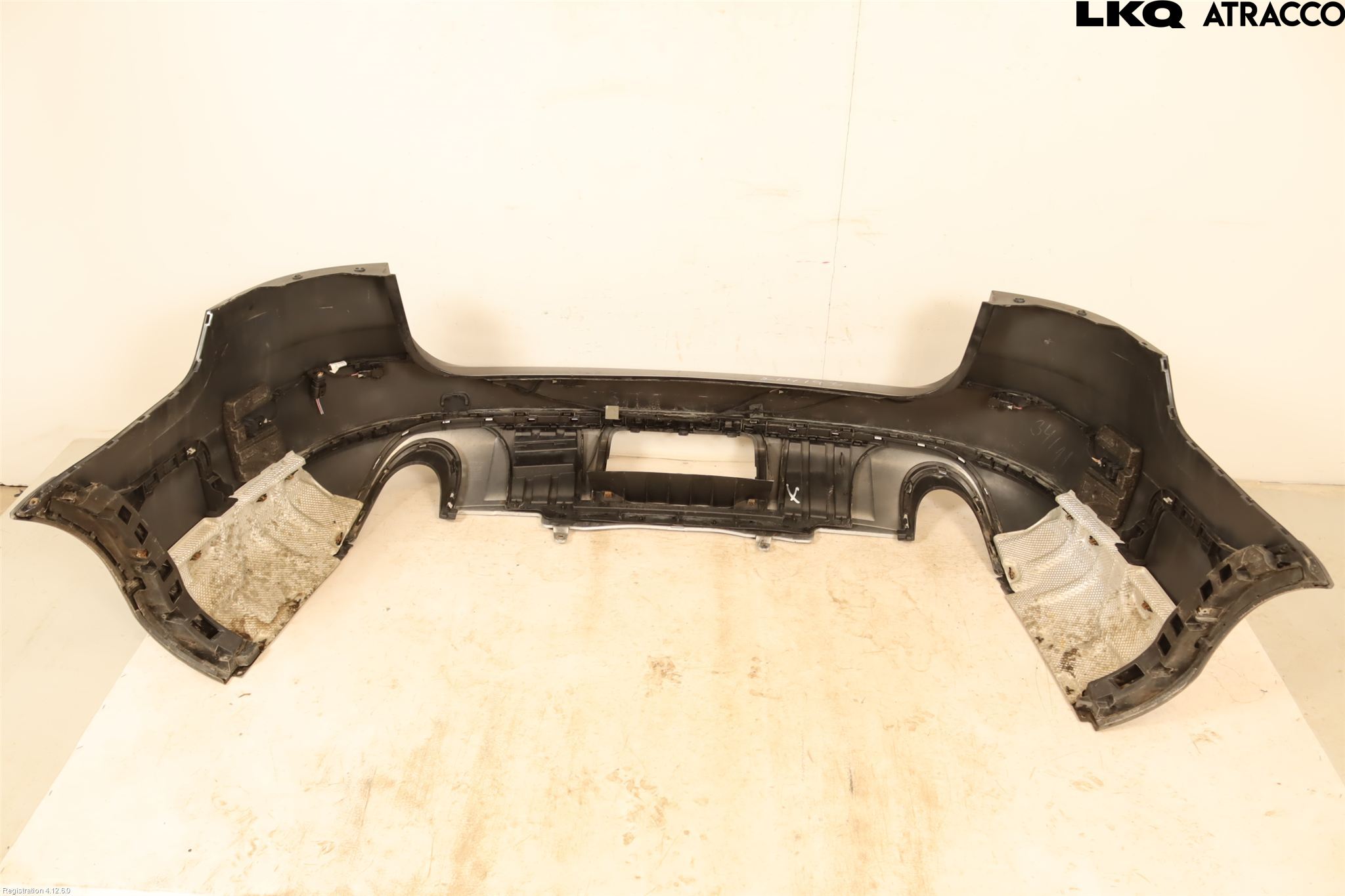Volkswagen VW PASSAT 11-14 Stötfångarbeklädnad Bak