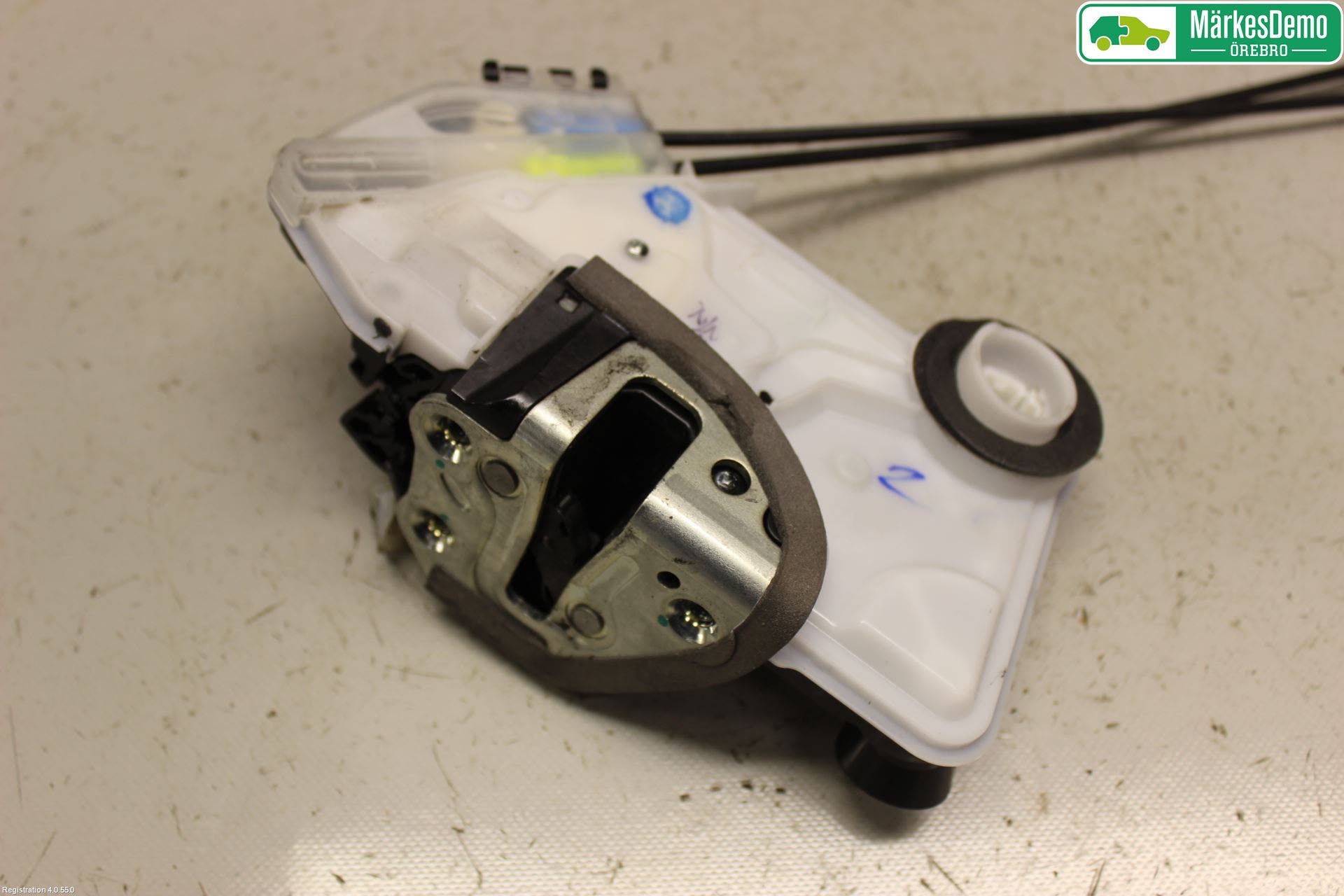 Peugeot 108 15-22 Låskista-Dörrlås