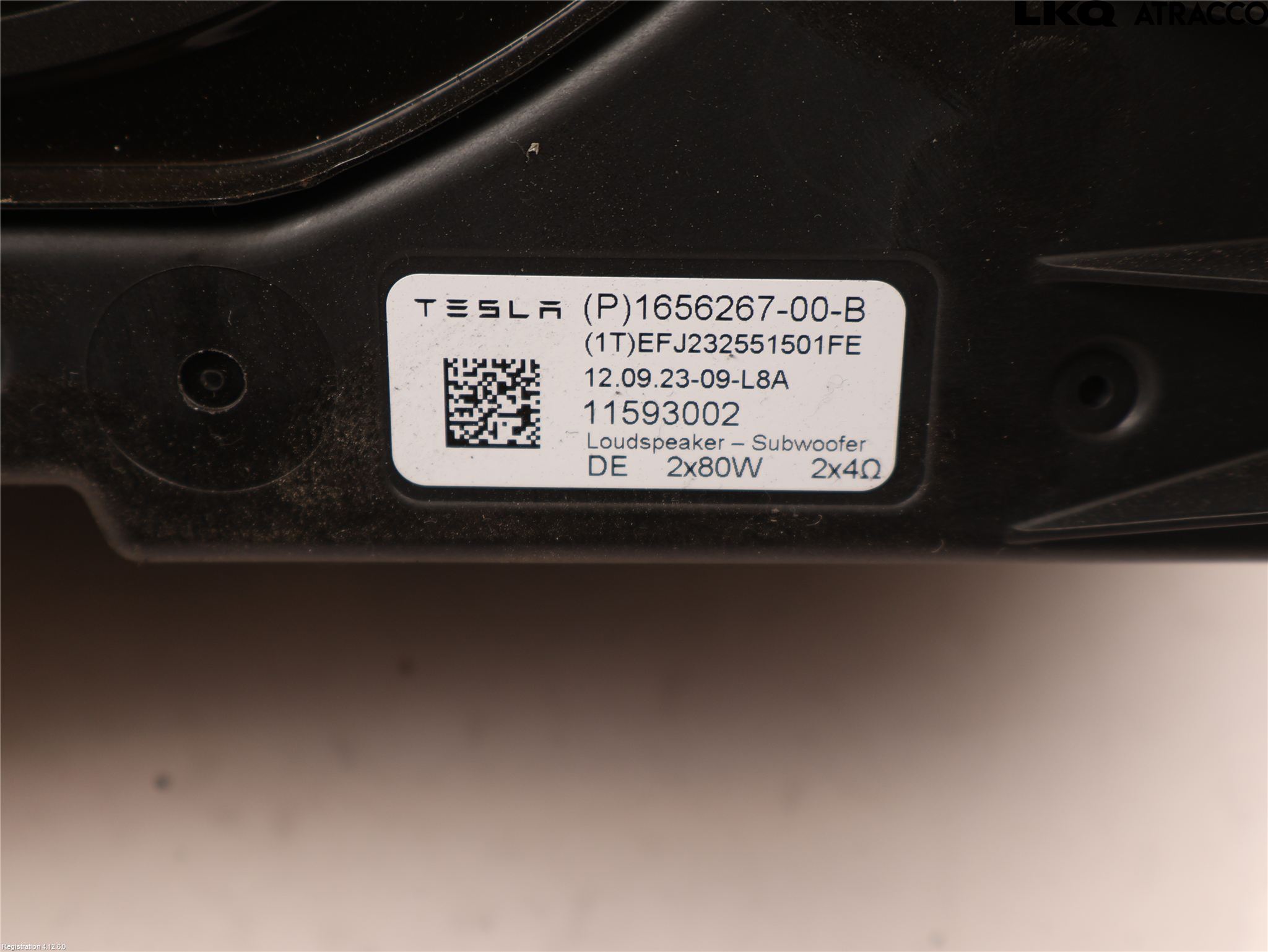 Tesla MODEL Y 21- Högtalare