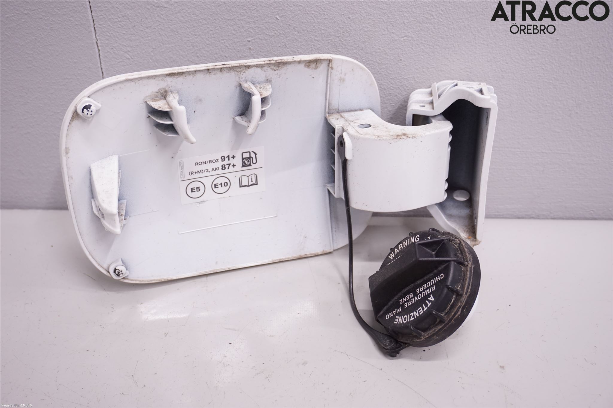 Kia STONIC 18->> Tanklucka