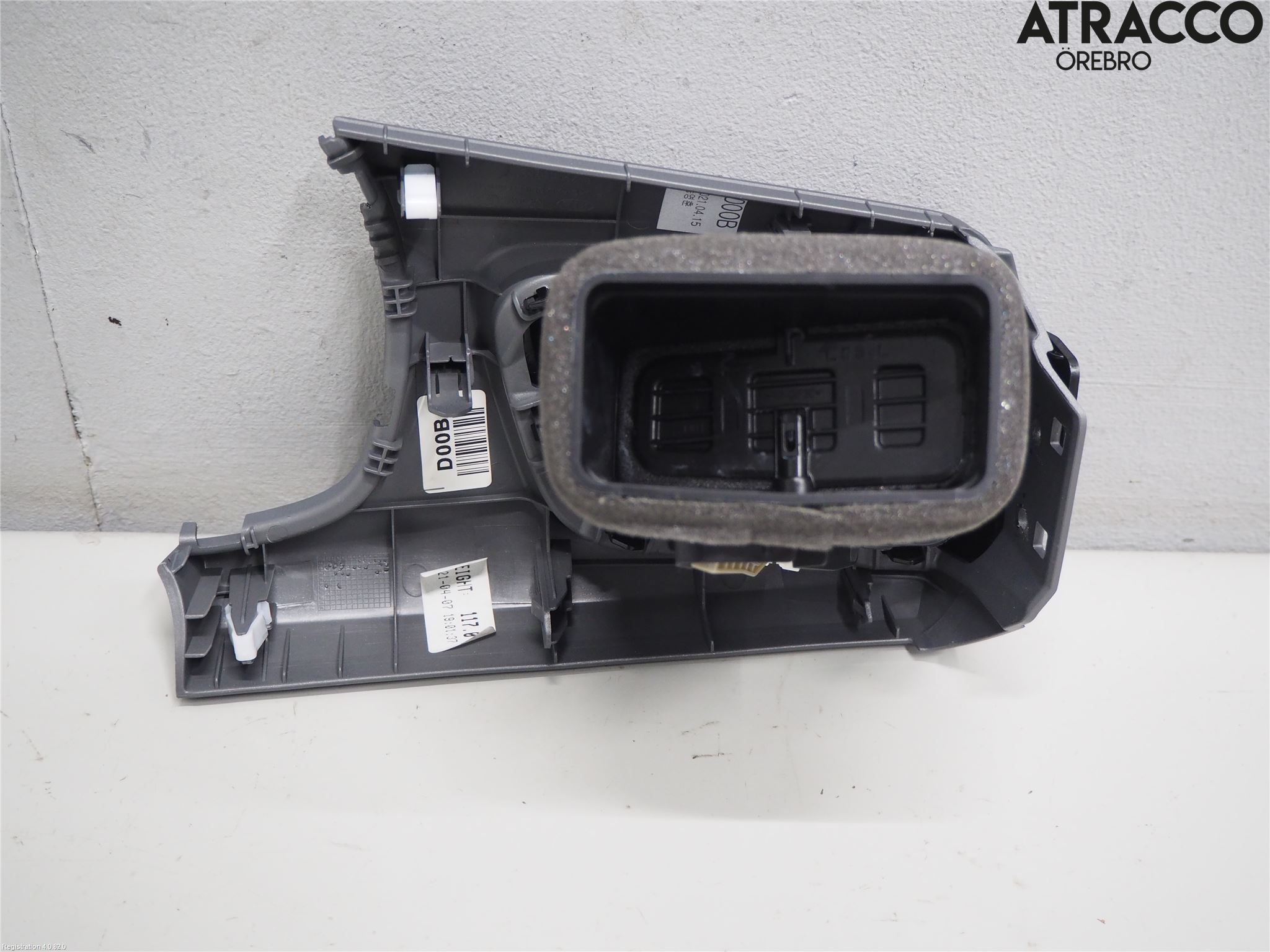 Kia RIO 17- Defrosterkanal-Munstycke