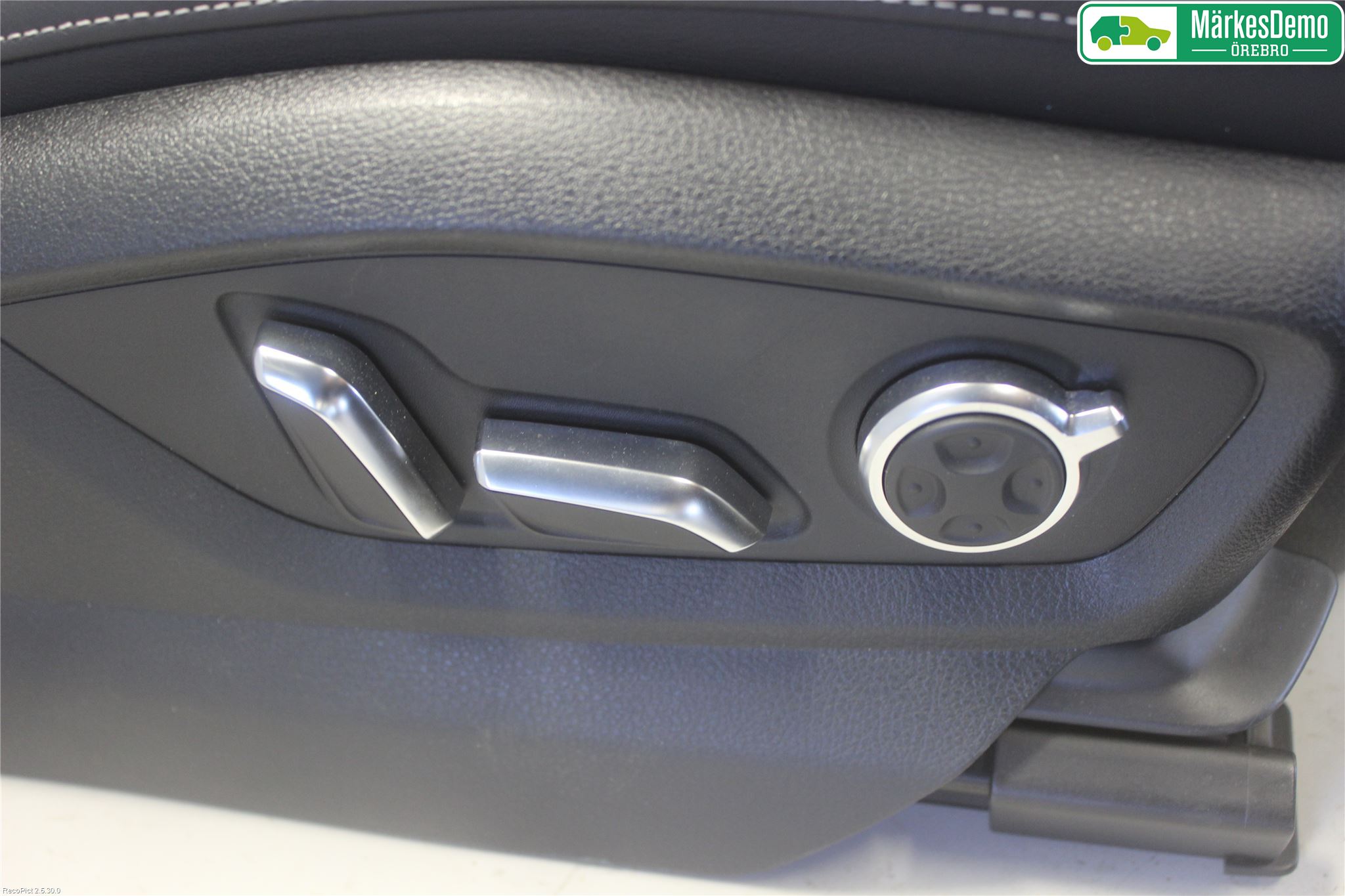 Audi Q7/SQ7 Inredning Stol Fram Hö