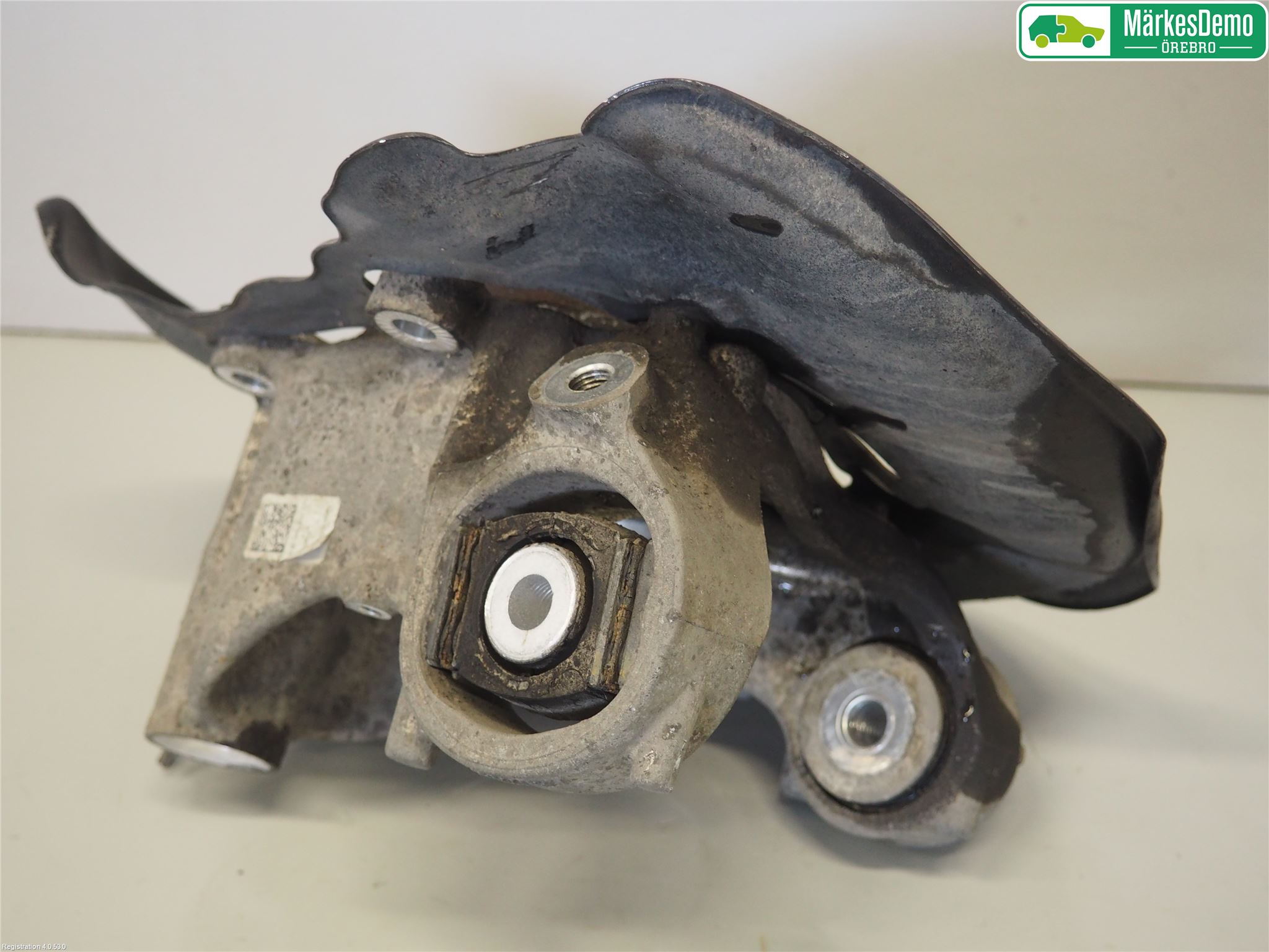 Audi A8/S8 4H 10-17 Hjullagerhus-Spindel Vä B