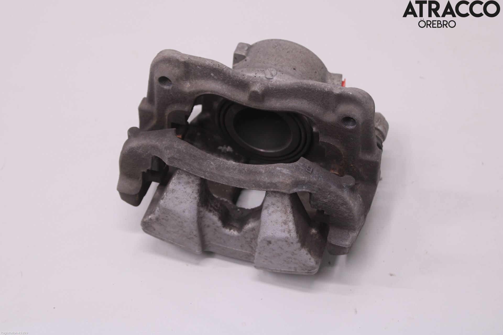 BMW 5 G30/G31/F90 17-23 Bromsok Fram Vänster