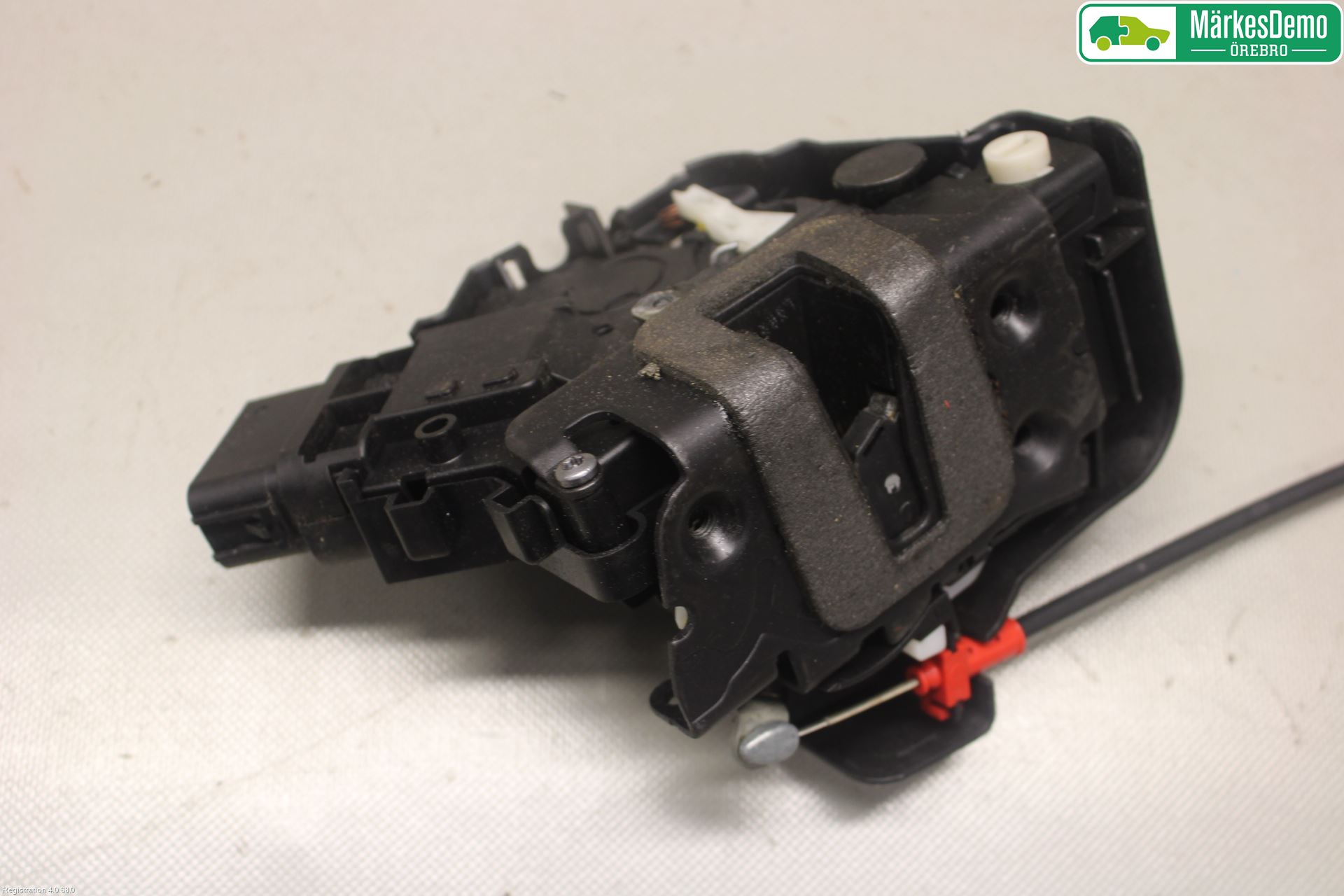 Ford MONDEO 07-15 Låskista-Dörrlås