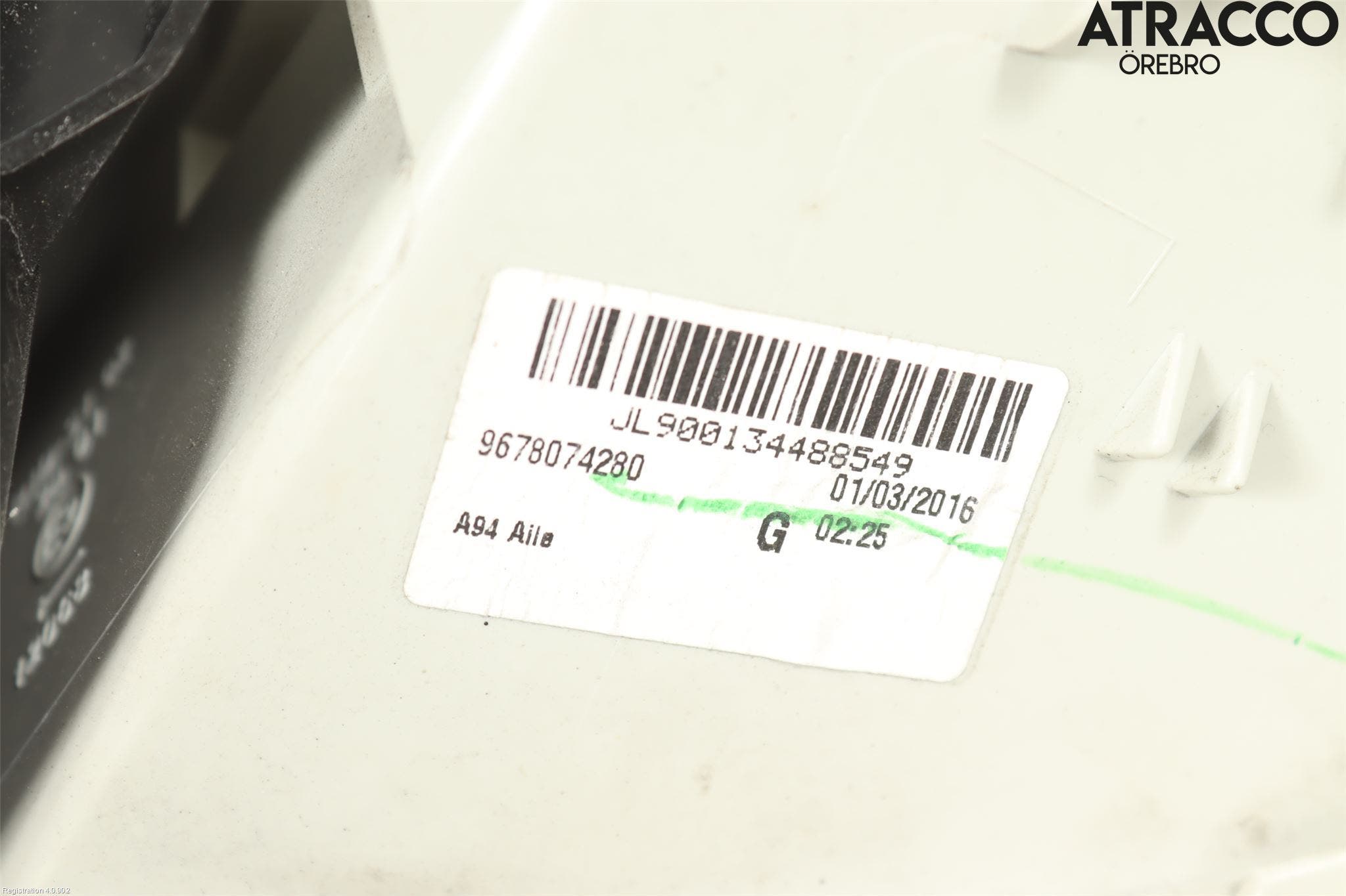 Peugeot 2008 13-20 Bakljus Vänster