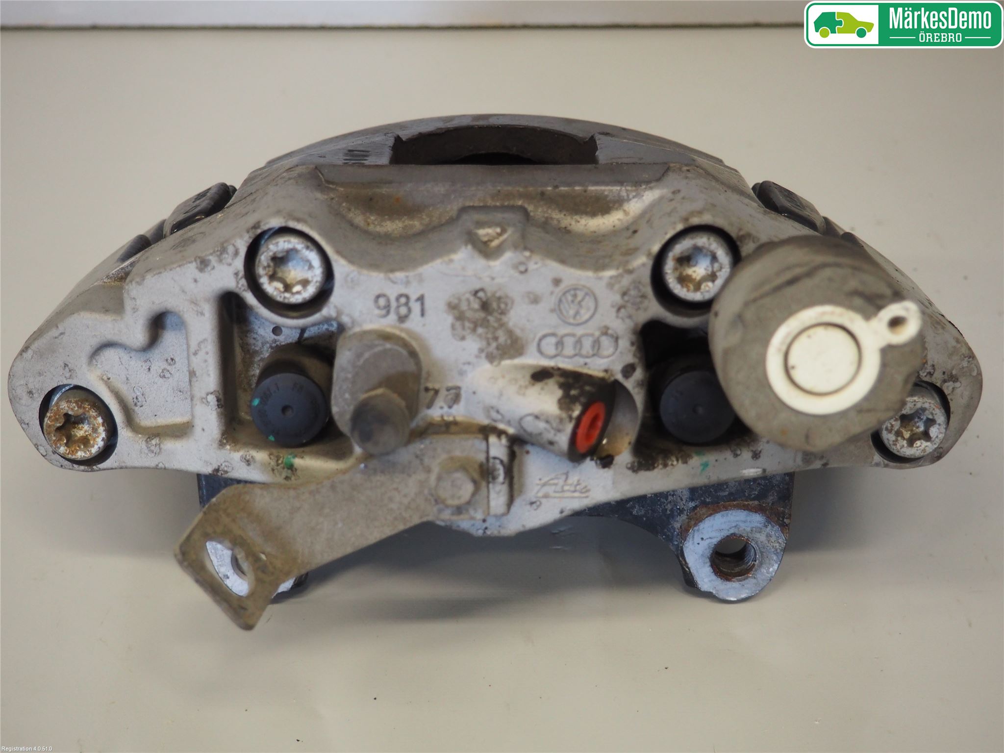 Volkswagen VW SCIROCCO 09-17 Bromsok Fram Vänster