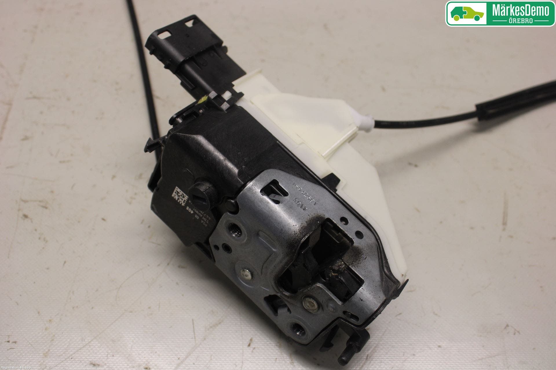 Peugeot PARTNER 16-18 Låskista-Dörrlås