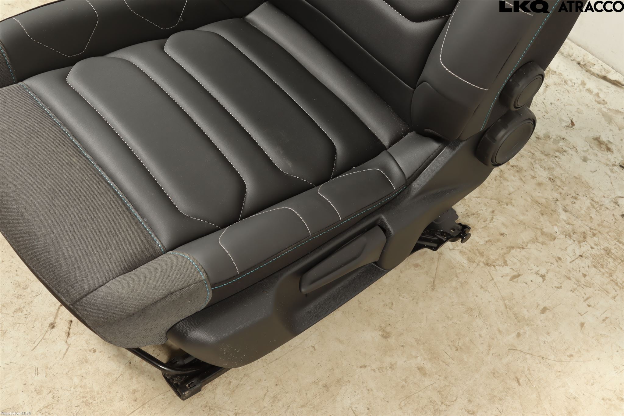 Citroen C4/E-C4 C4X/E-C4X III 21- Inredning Stol Fram Vä