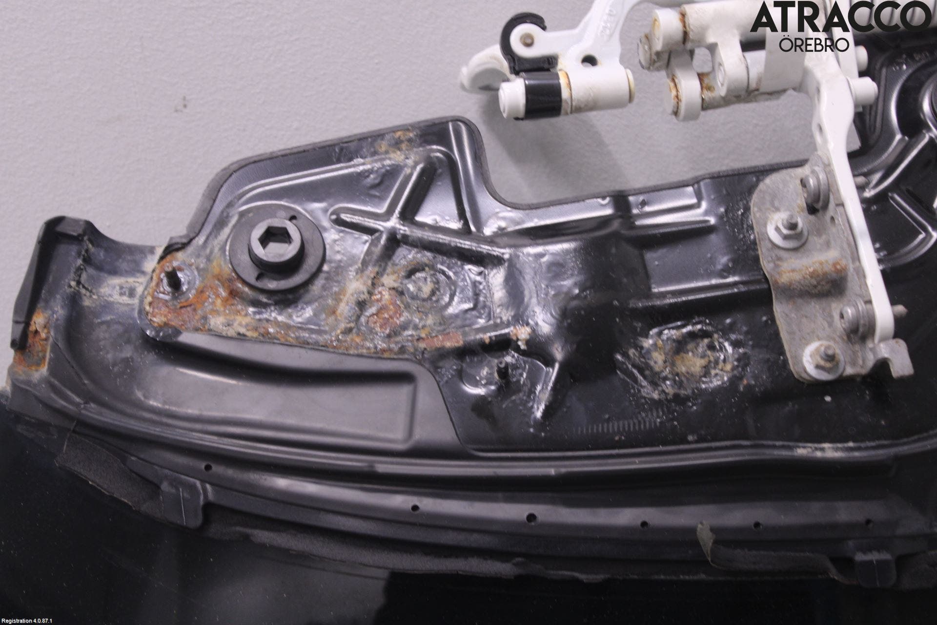 BMW 3 F30/F31/F80 12-19 Bakruta