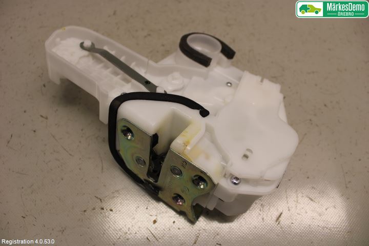 Mitsubishi OUTLANDER 13-21 Låskista-Dörrlås