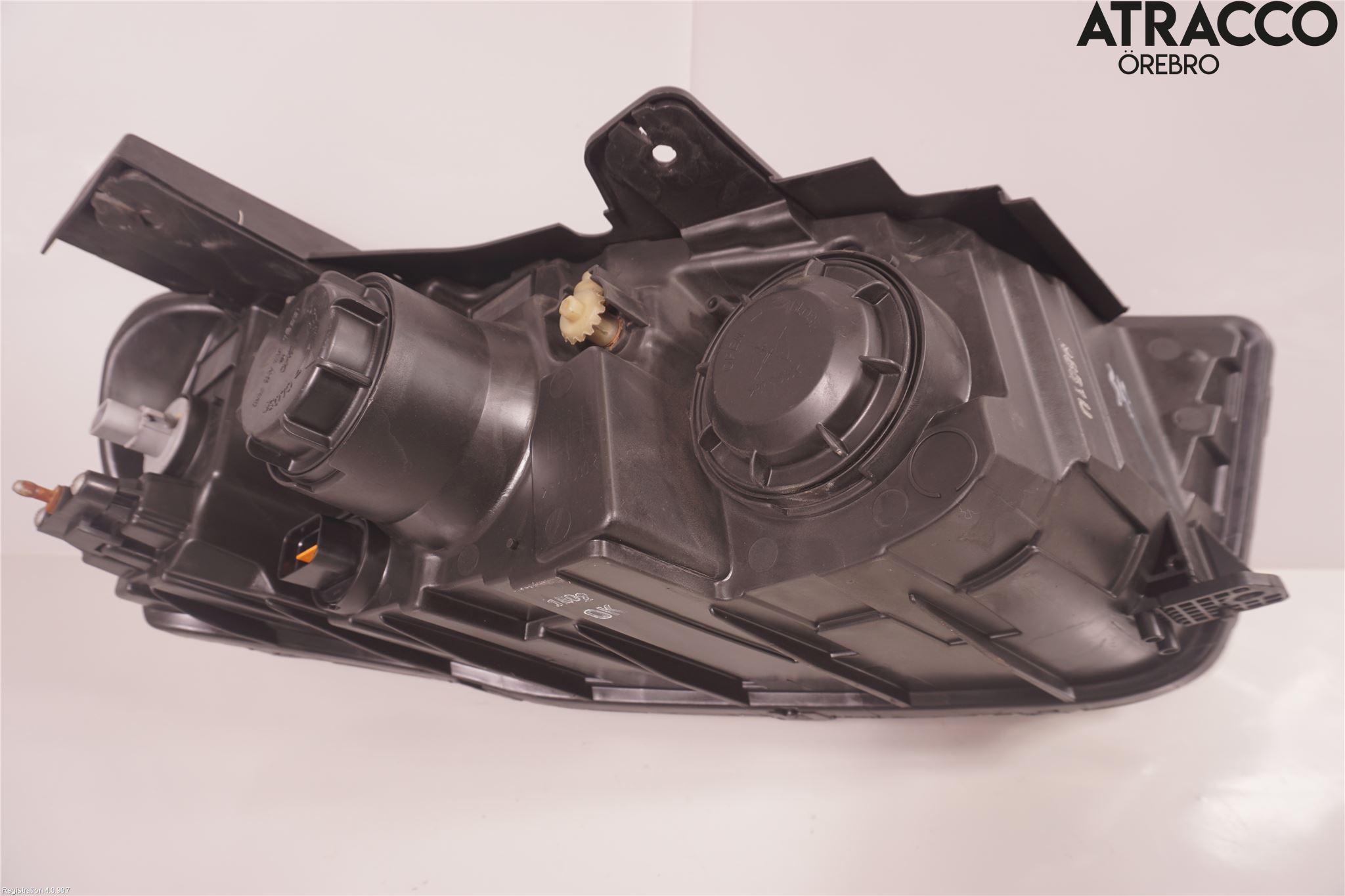 Chevrolet CAPTIVA Strålkastare Vänster