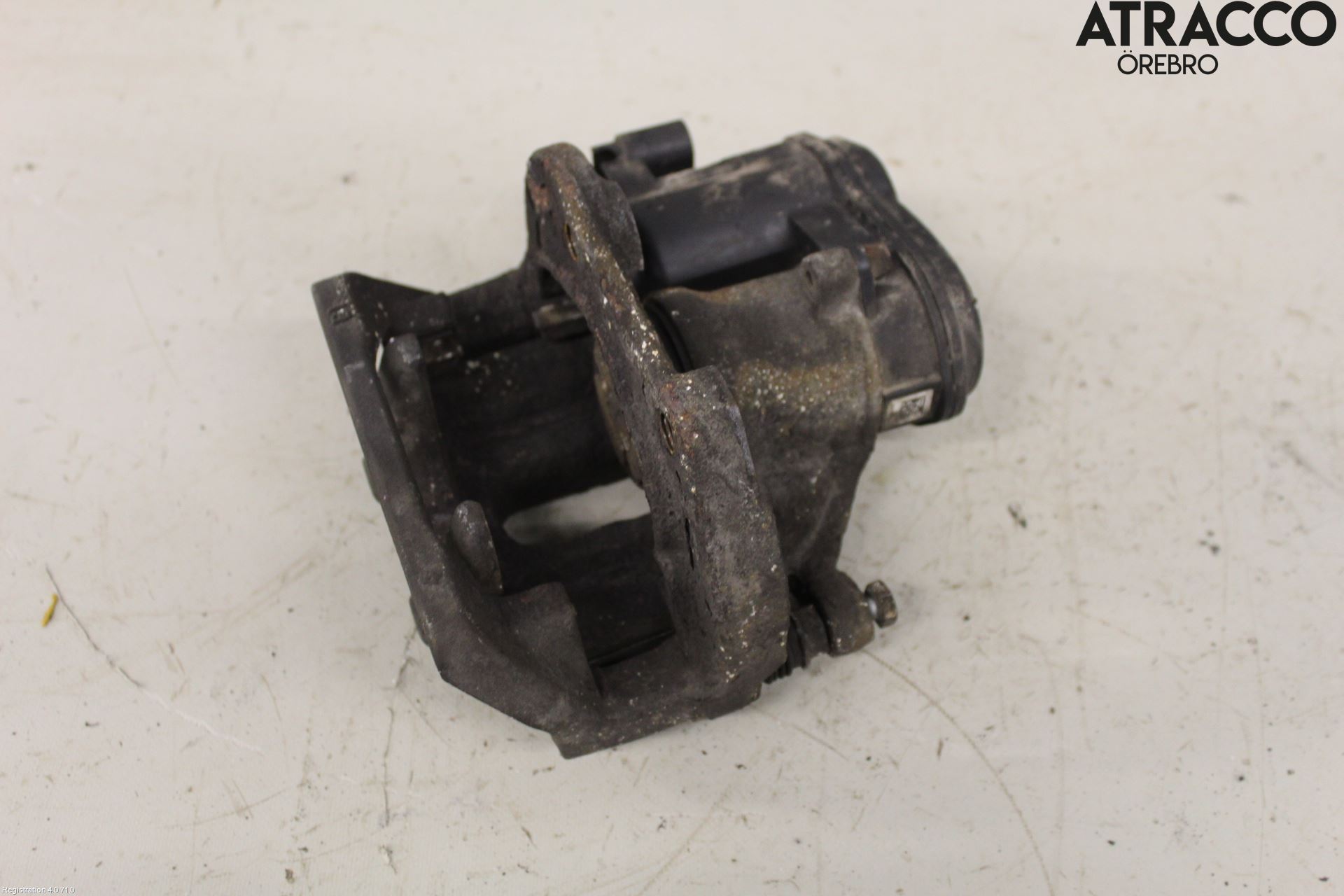 BMW 5 F10/F11/F18 09-17 Bromsok Bak Höger