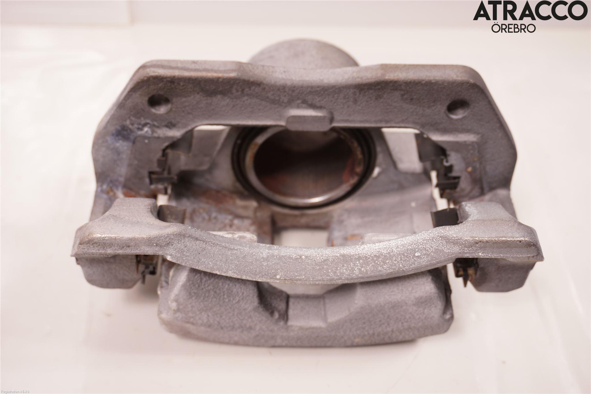 Kia SORENTO 21- Bromsok Fram Höger