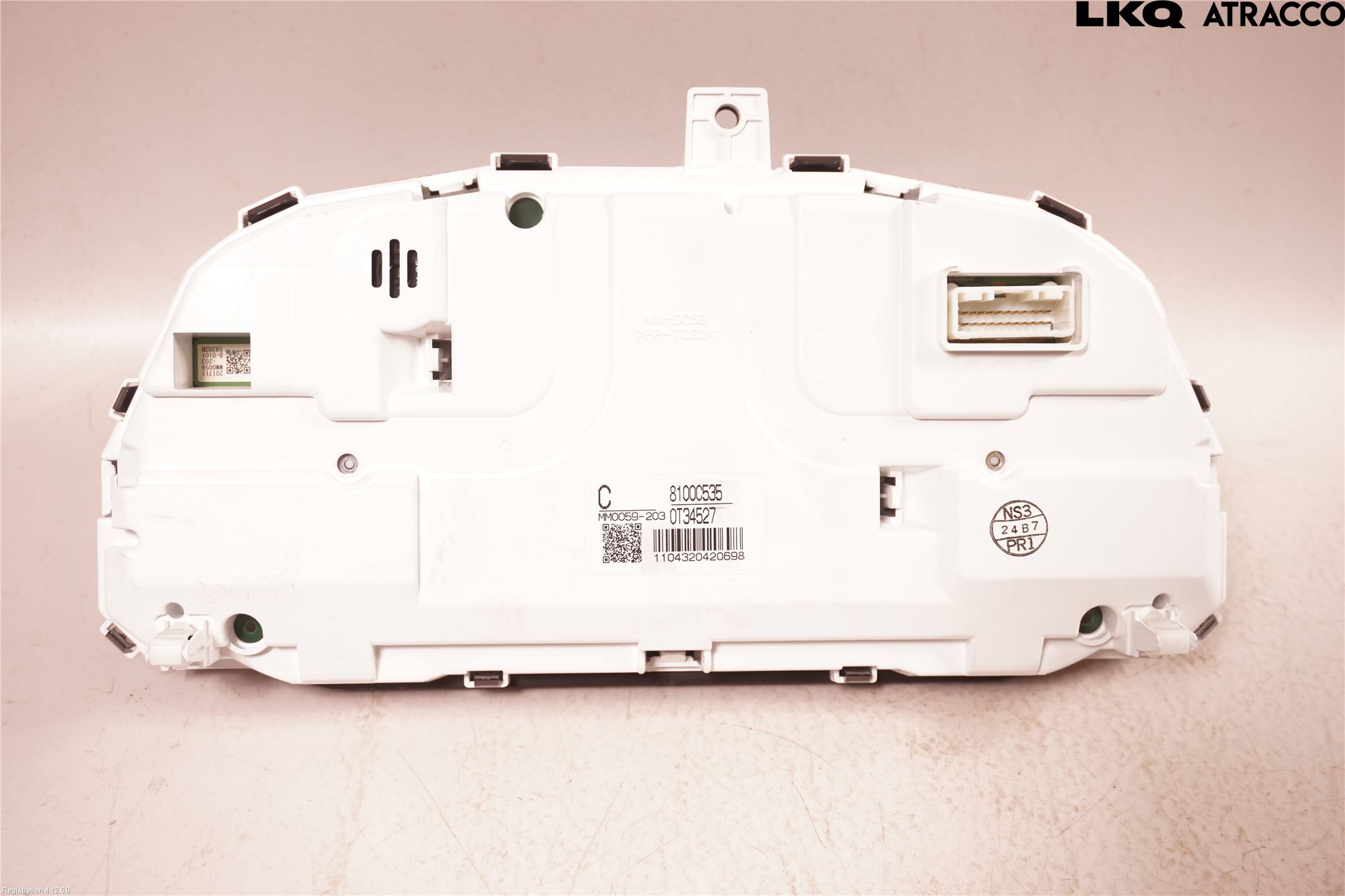 Mitsubishi OUTLANDER 13-21 Instrument Komb