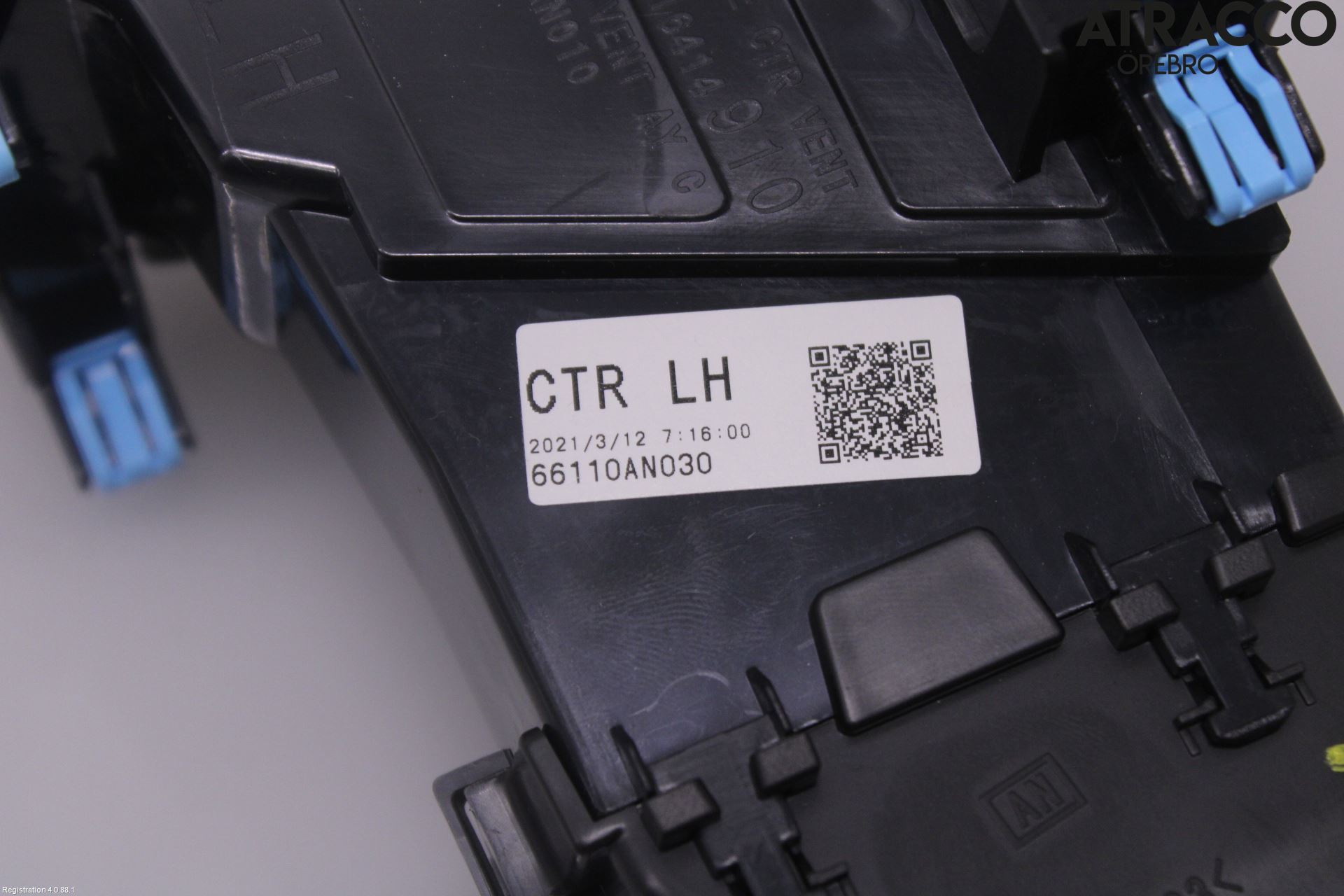 Subaru OUTBACK 21- Defrosterkanal-Munstycke