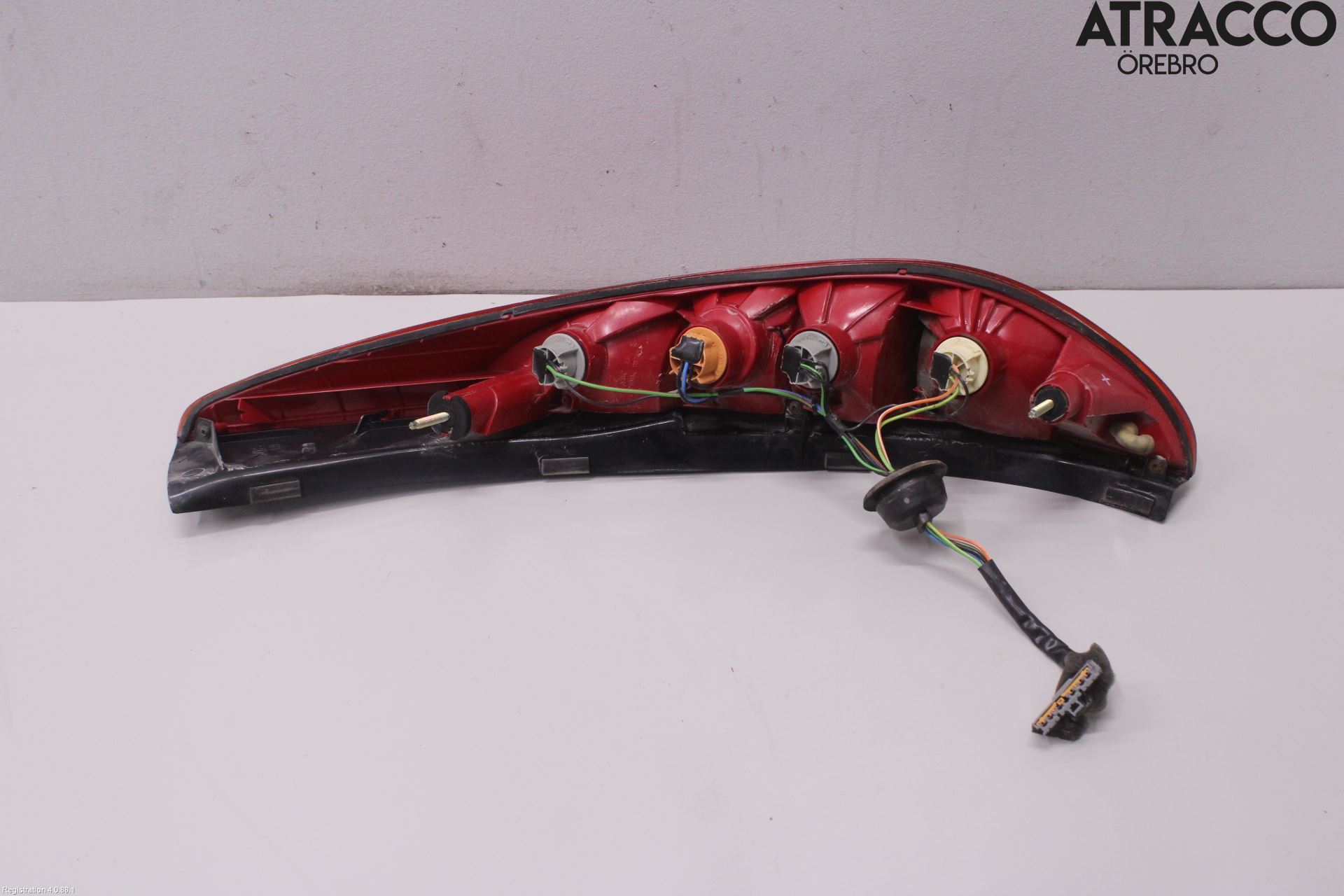 Ford MONDEO     01-06 Bakljus Vänster