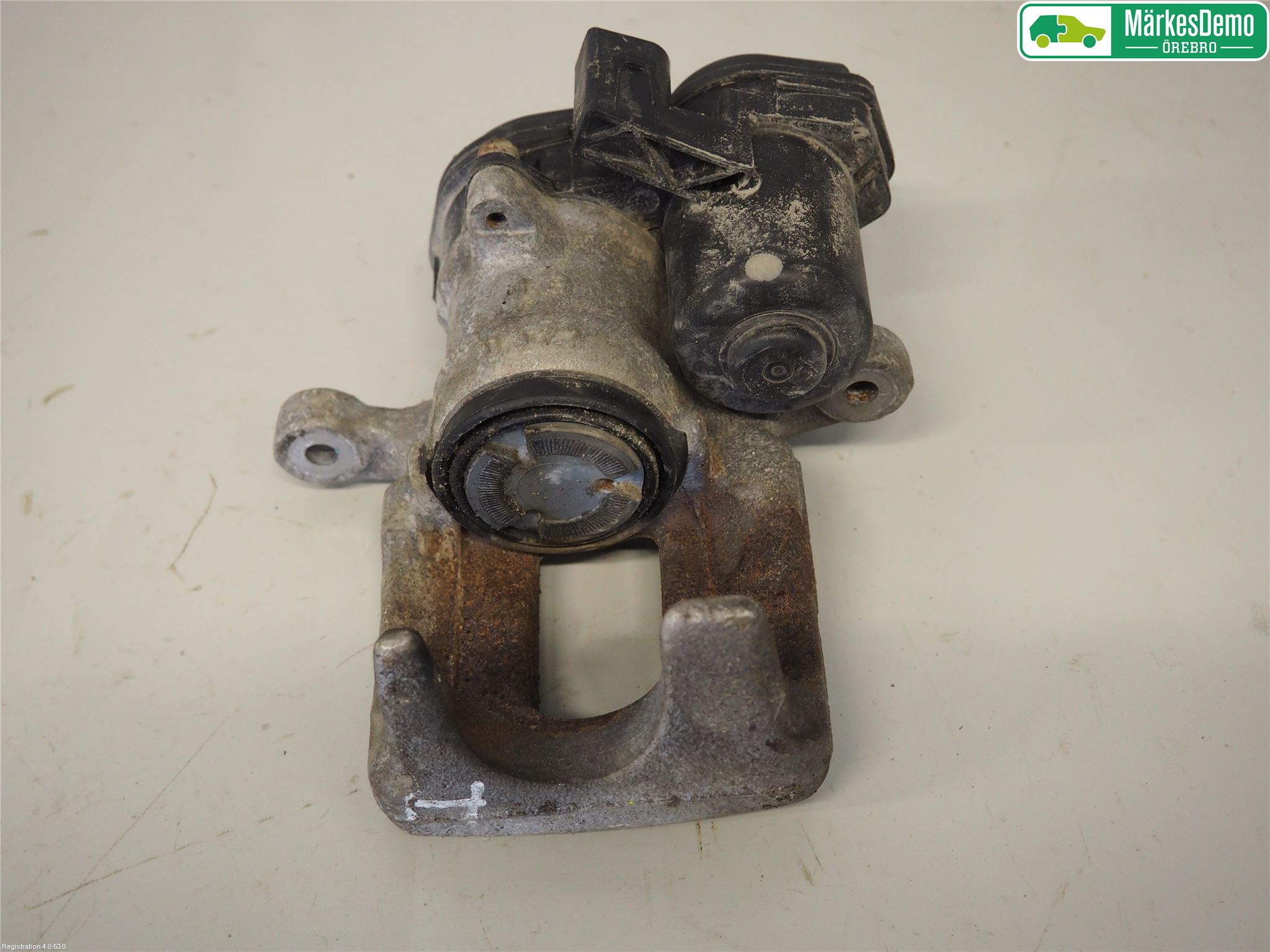 Audi Q3 8U 12-18 Bromsok Bak Höger