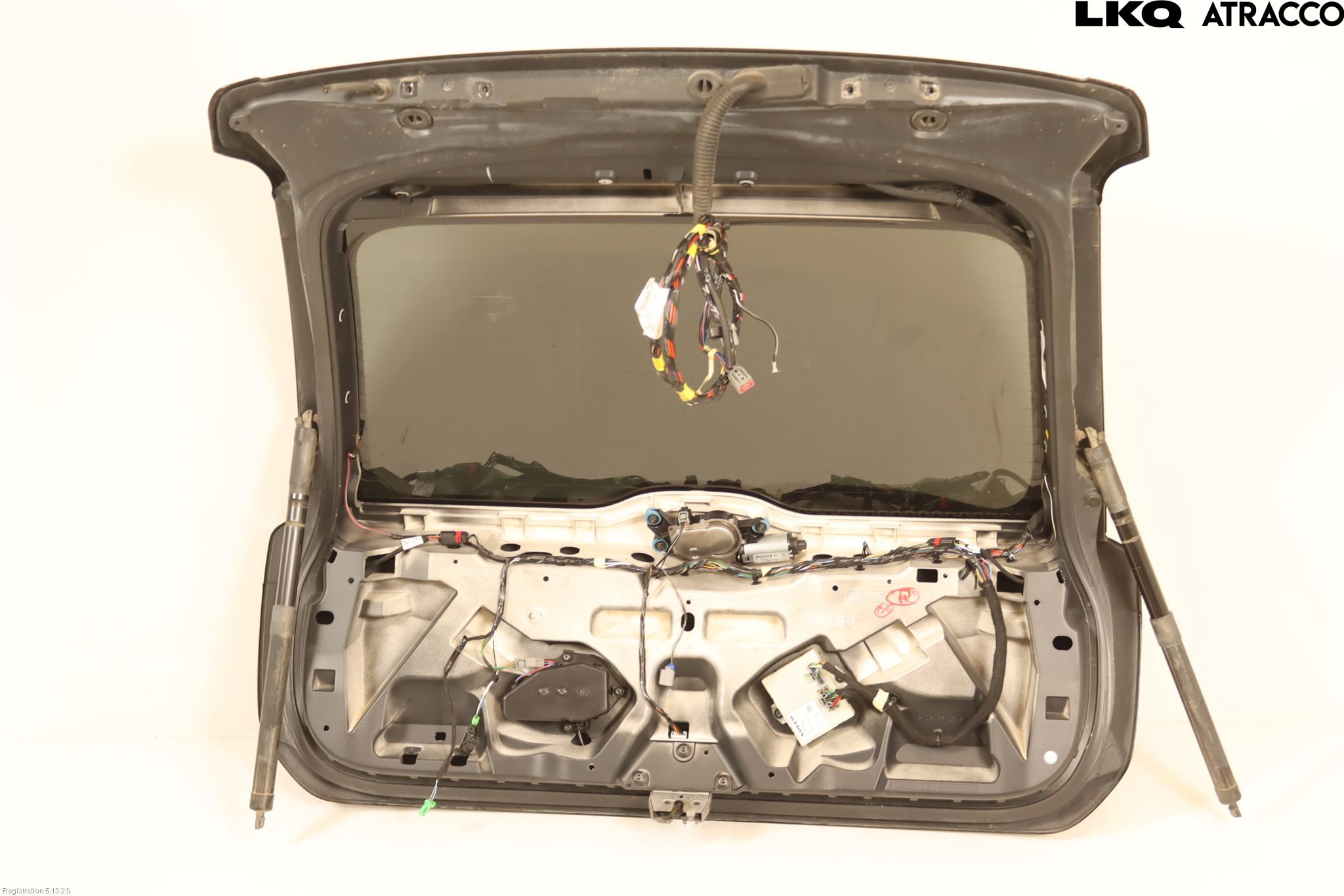 Volvo XC60 14-17 Baklucka Kombi