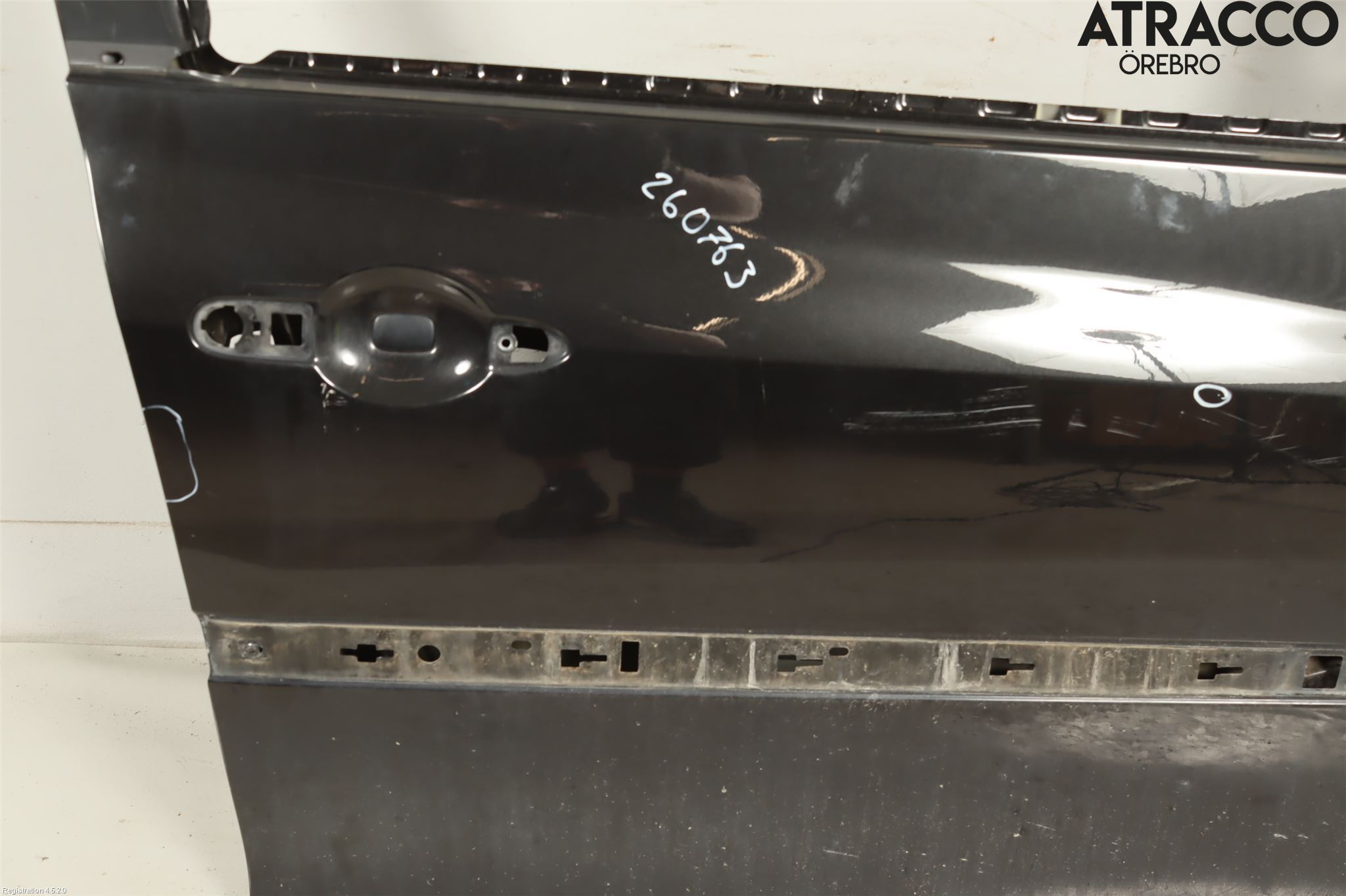 Renault CLIO III  09-12 Dörr Fram Höger