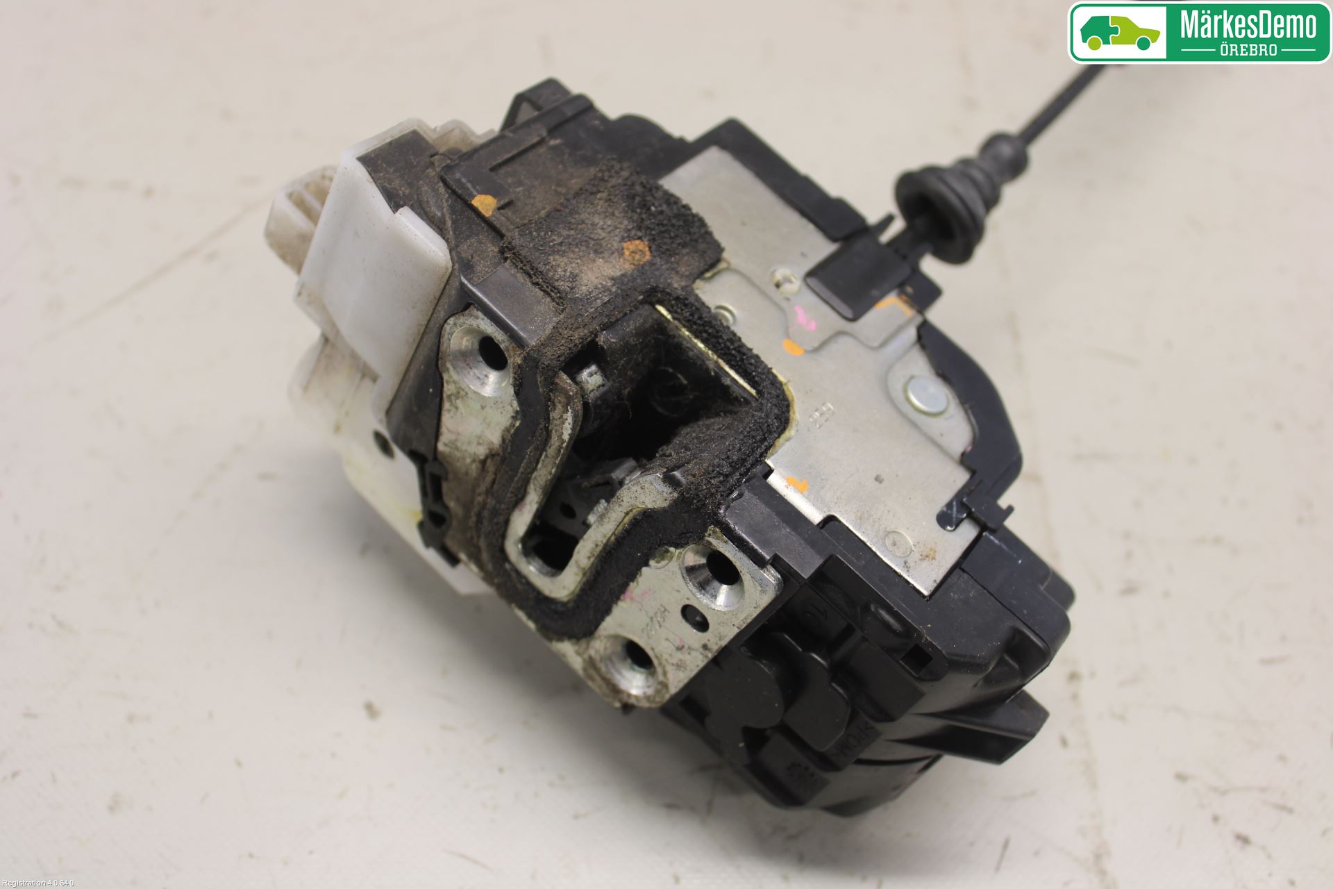 Kia CEED 06-12 Låskista-Dörrlås