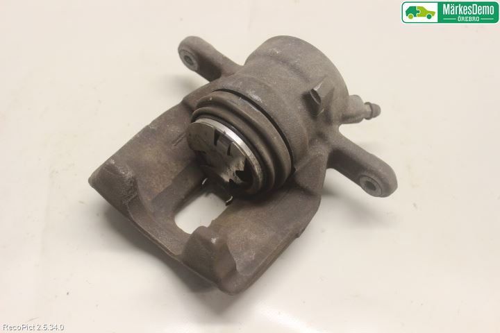 Nissan MICRA 03-07 Bromsok Fram Höger