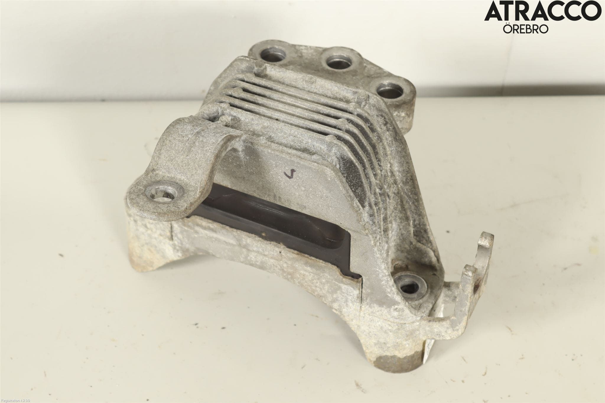 Opel ASTRA K 16-22 Motorfäste