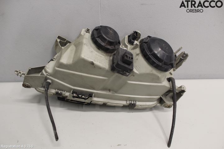 Saab 9-5 -05 Strålkastare Höger