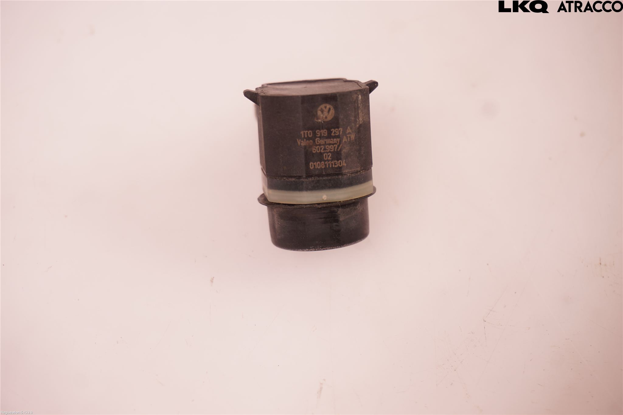 Volkswagen VW PASSAT 11-14 Parkeringshjälp Frontsensor