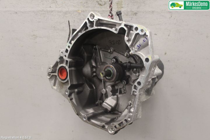 Nissan MICRA 11-16 Växellåda Man 5 Vxl