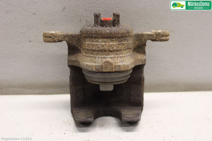 Suzuki SWIFT 11-16 Bromsok Fram Höger