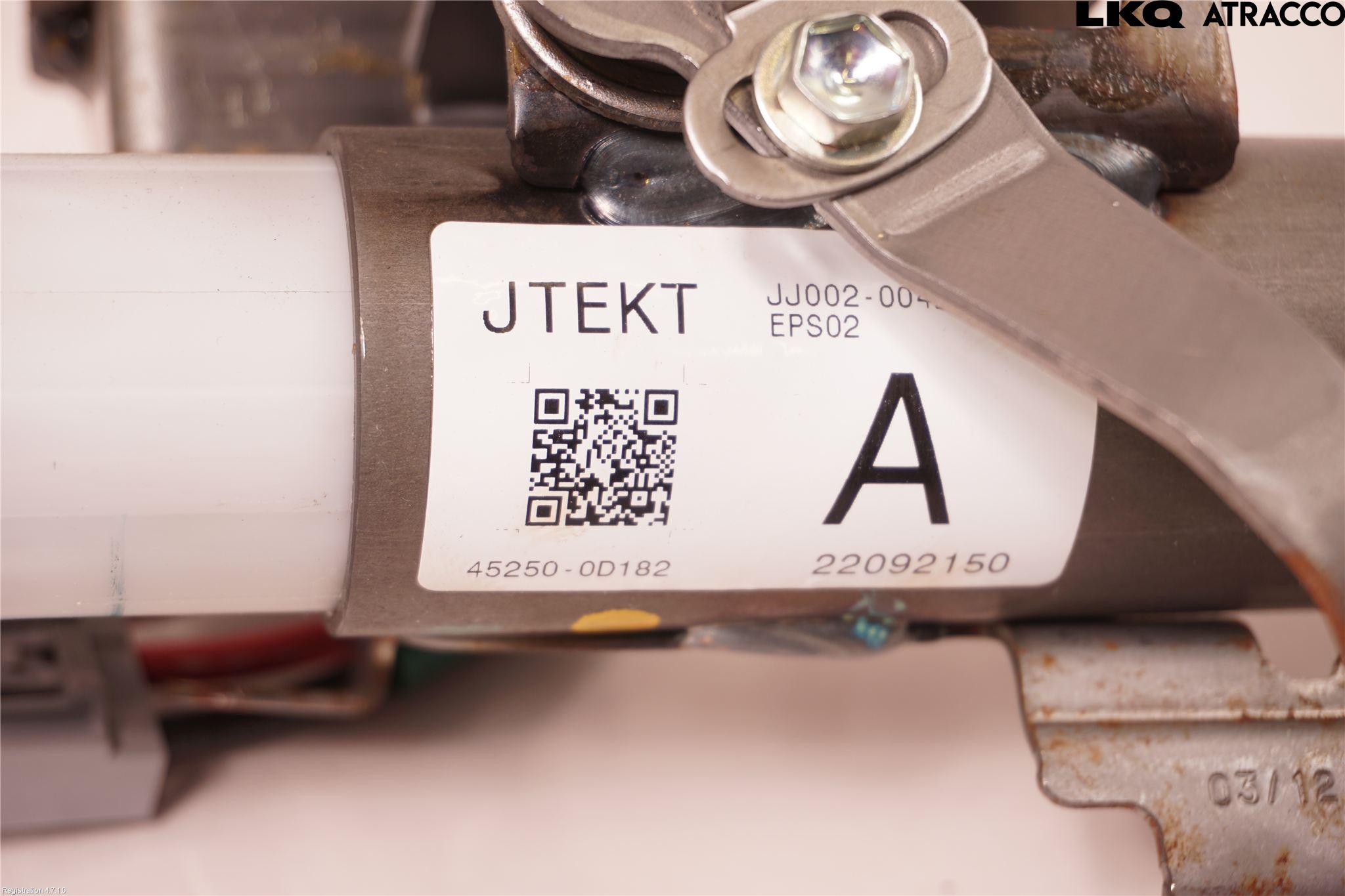 Toyota YARIS XP130 12-14 Rattaxelagg Med Inb Servo