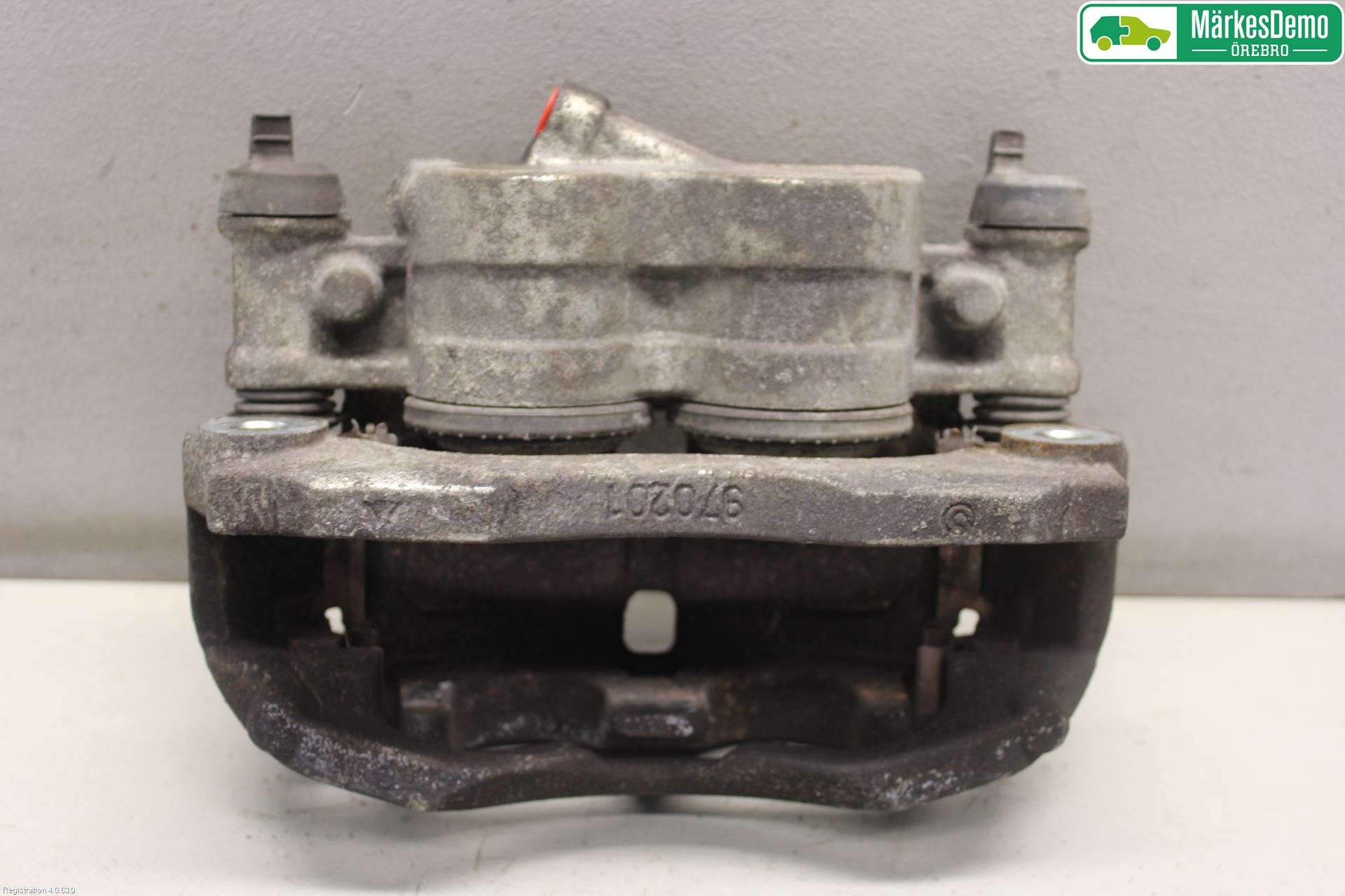 Iveco DAILY 14->> Bromsok Fram Höger