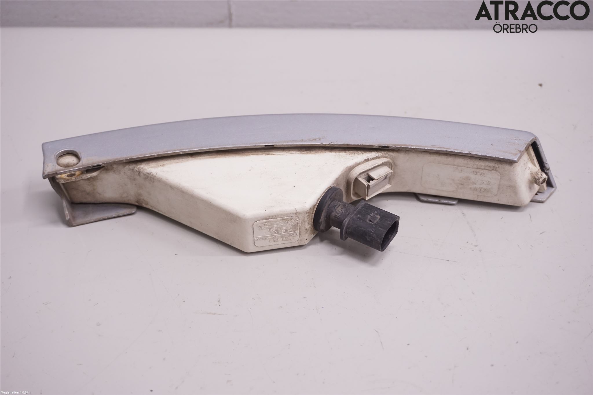 Volkswagen VW PASSAT 05-11 Blinkers Fram Vänster