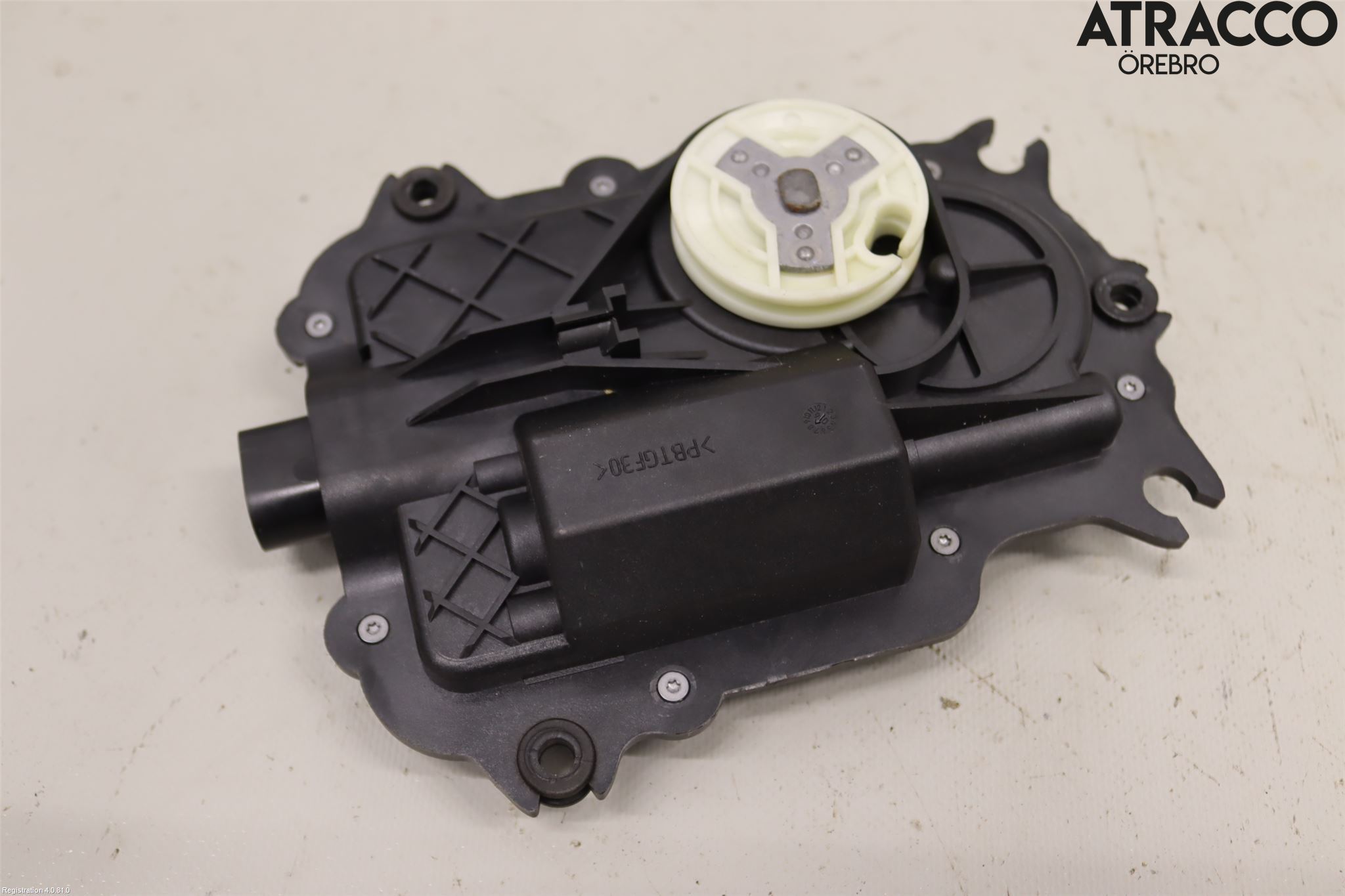 Audi A8/S8 4E  02-09 Låskista-Dörrlås