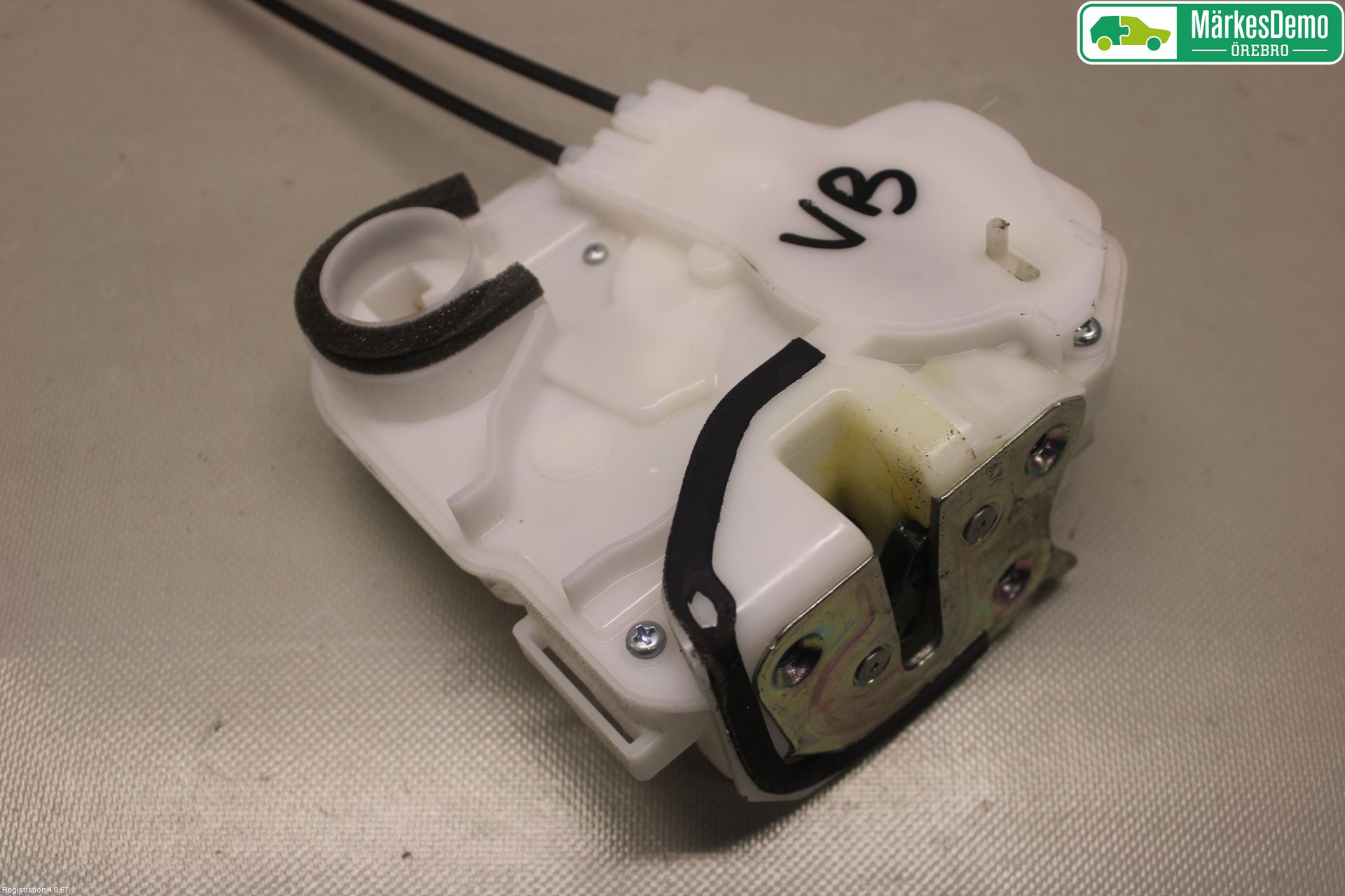 Mitsubishi OUTLANDER 13-21 Låskista-Dörrlås